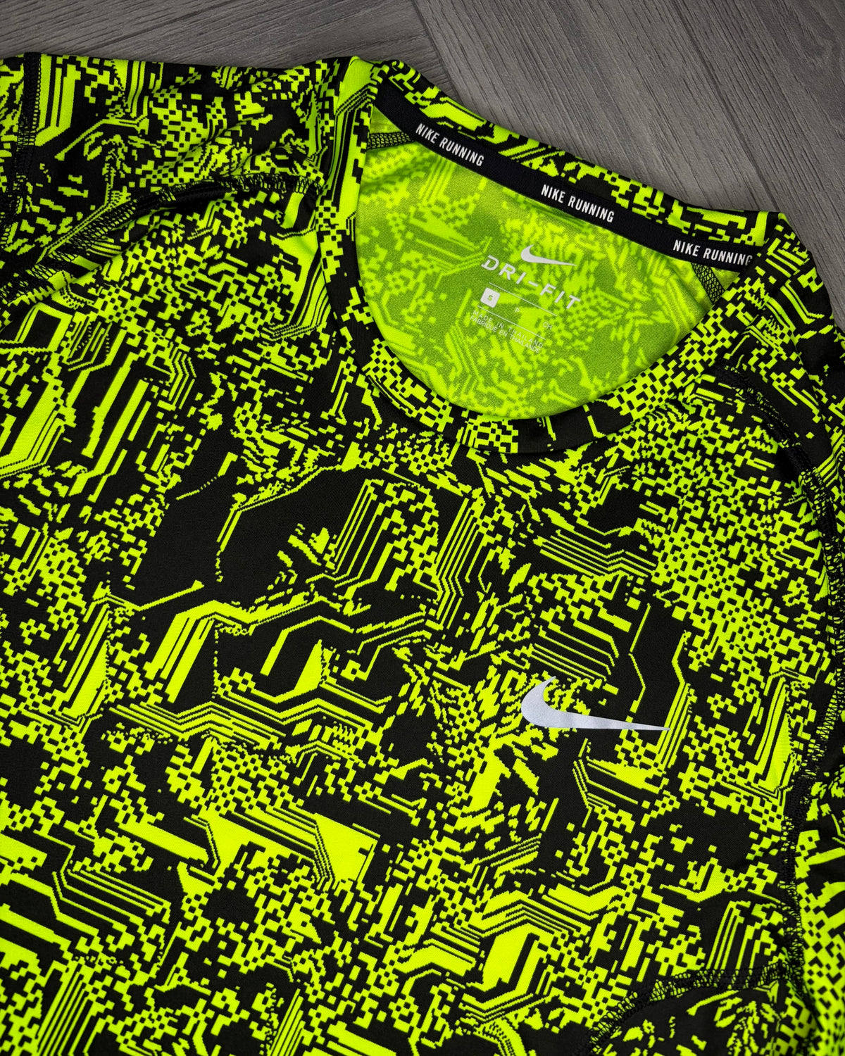 Nike Dri-Fit Digital Miler Tshirt (S)