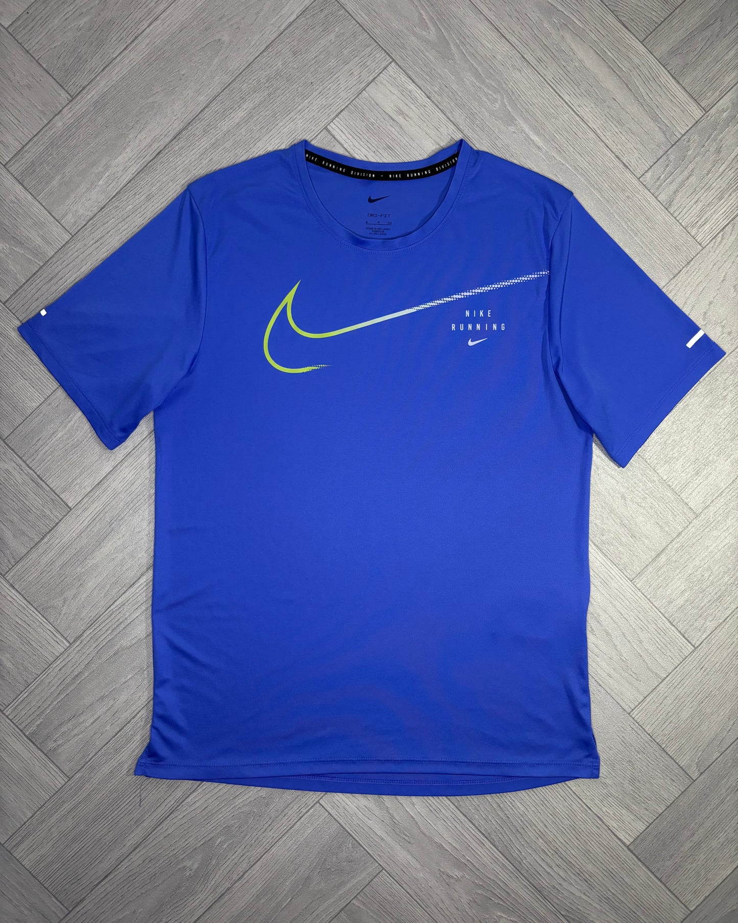 Nike Run Division Tshirt (S)