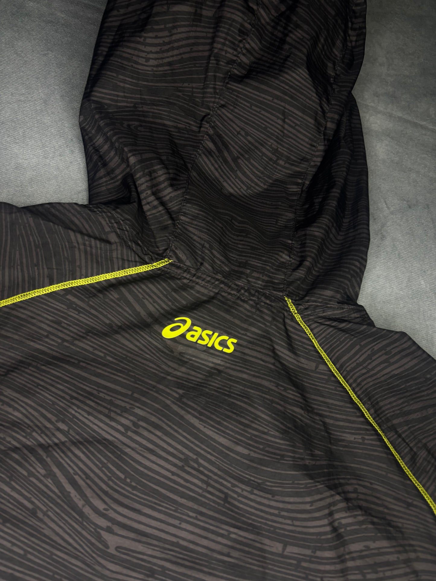 Asics FujiTrail Womens Packable Windbreaker (M)