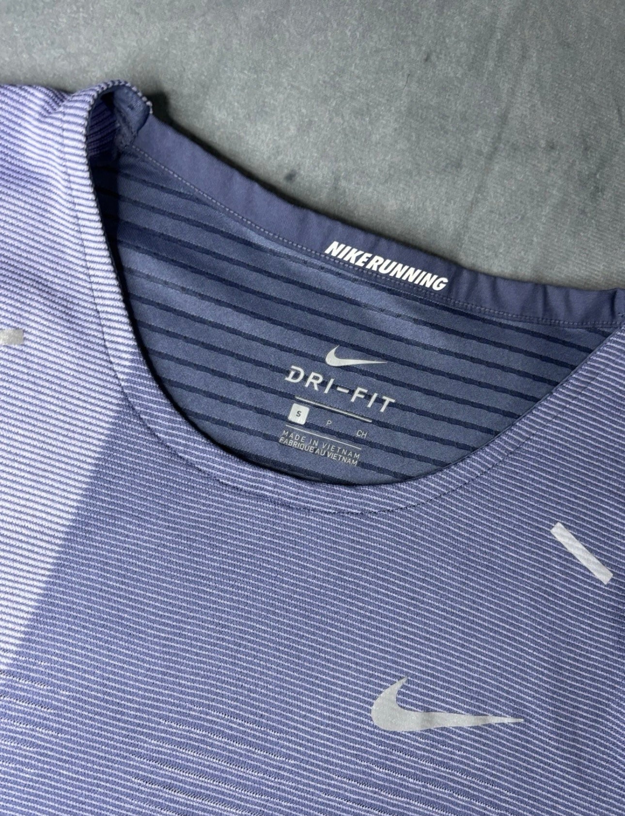 Nike Dri-Fit Rise 365 Future Fast Tshirt (S)