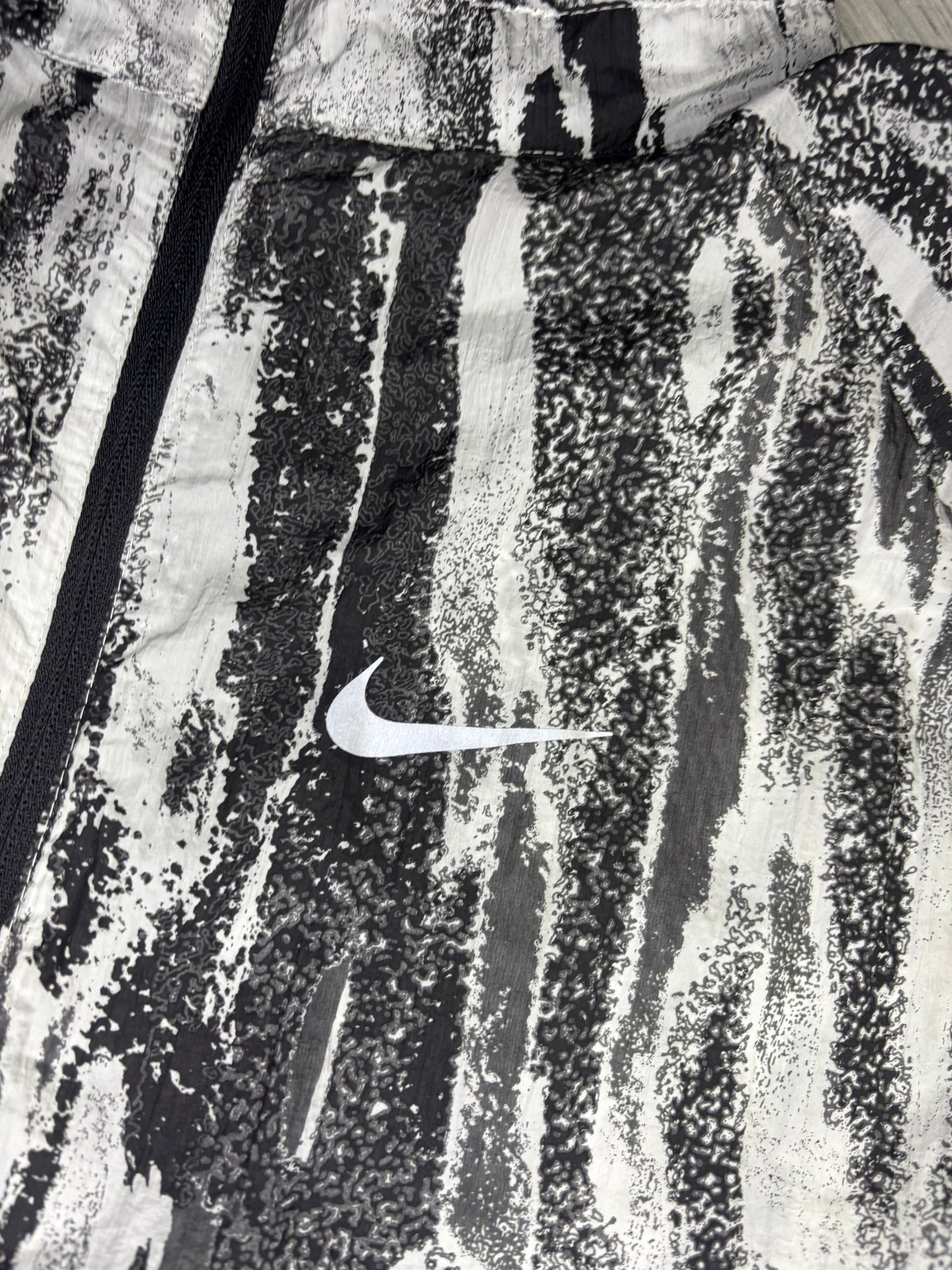 Nike Wild Run Windrunner Jacket (S)