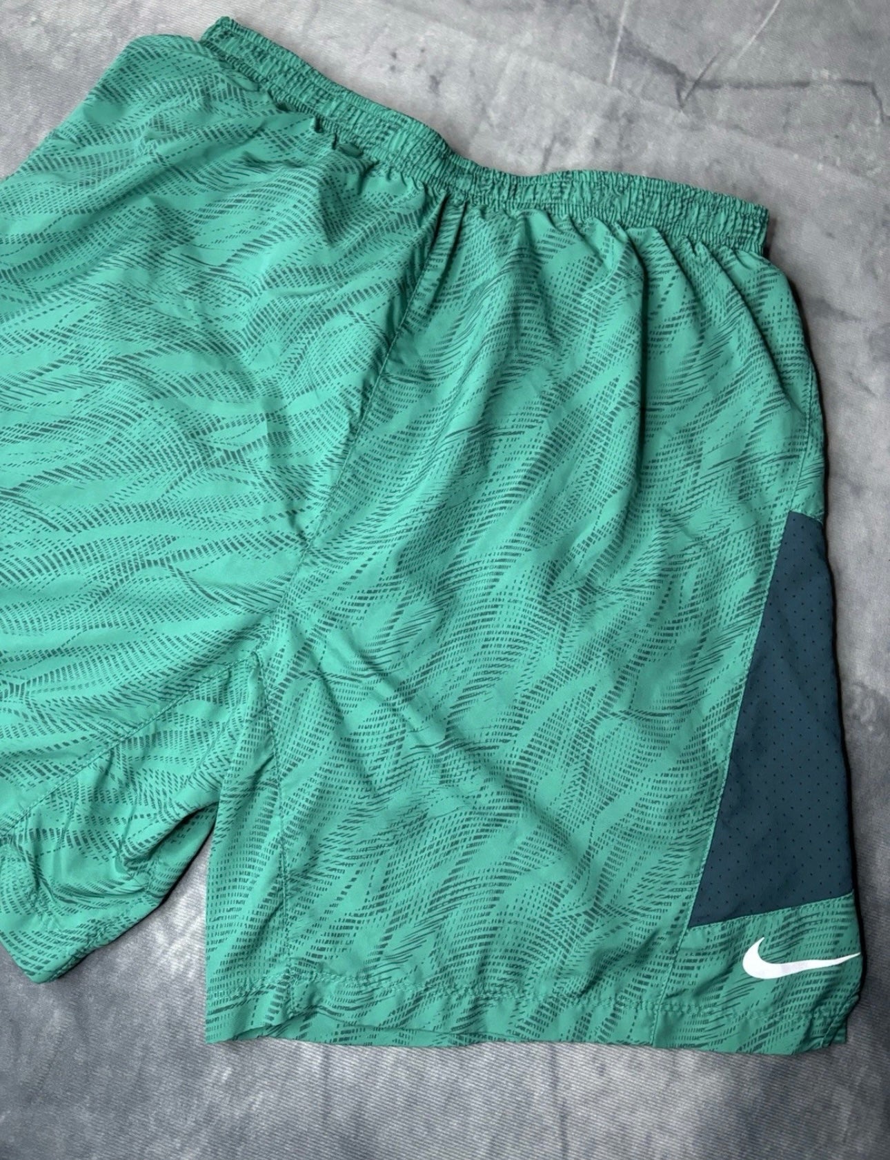 Nike Dri-Fit Running Shorts (M)