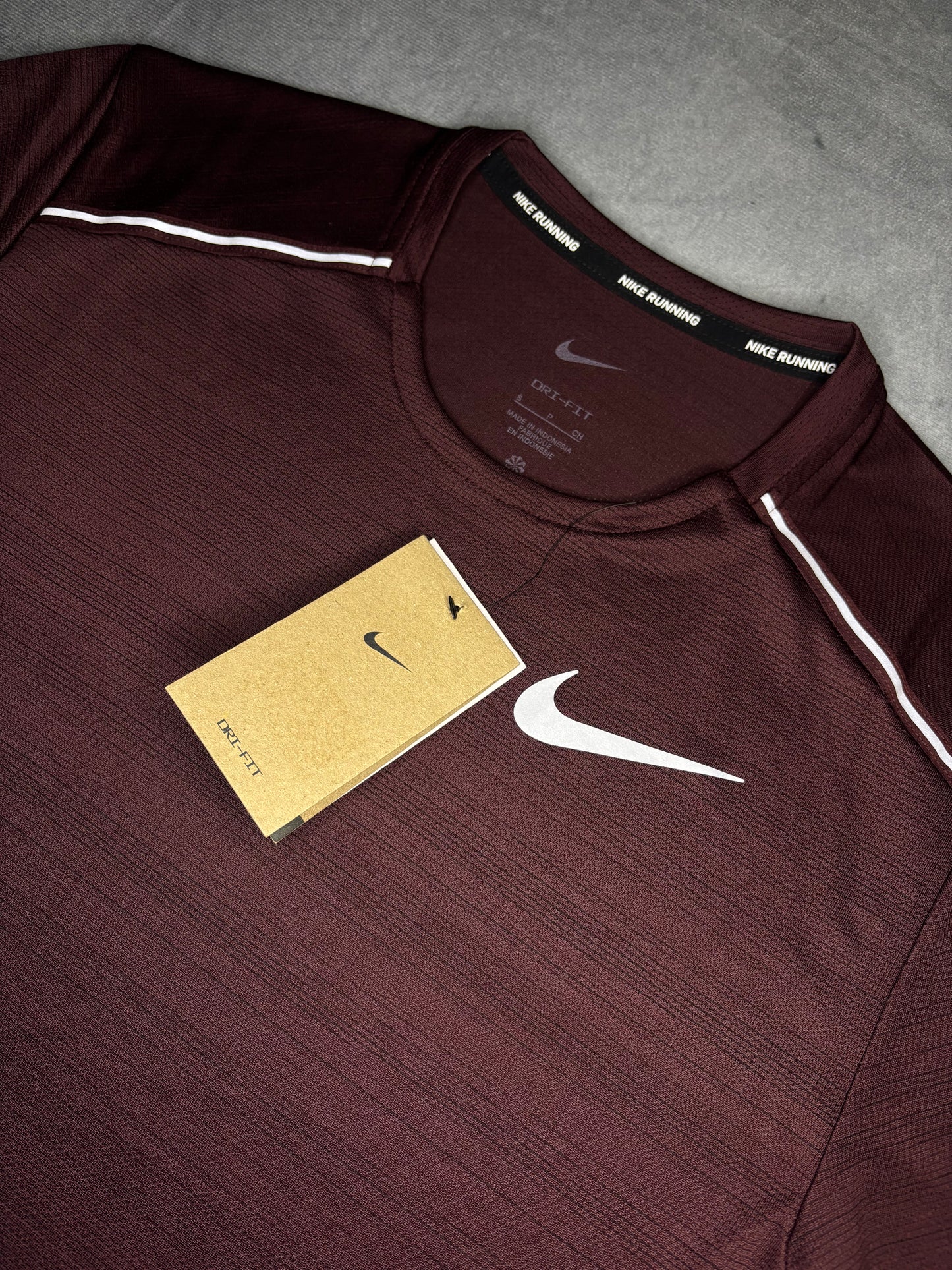 Nike Dri-Fit Miler 1.0 Tshirt (S)