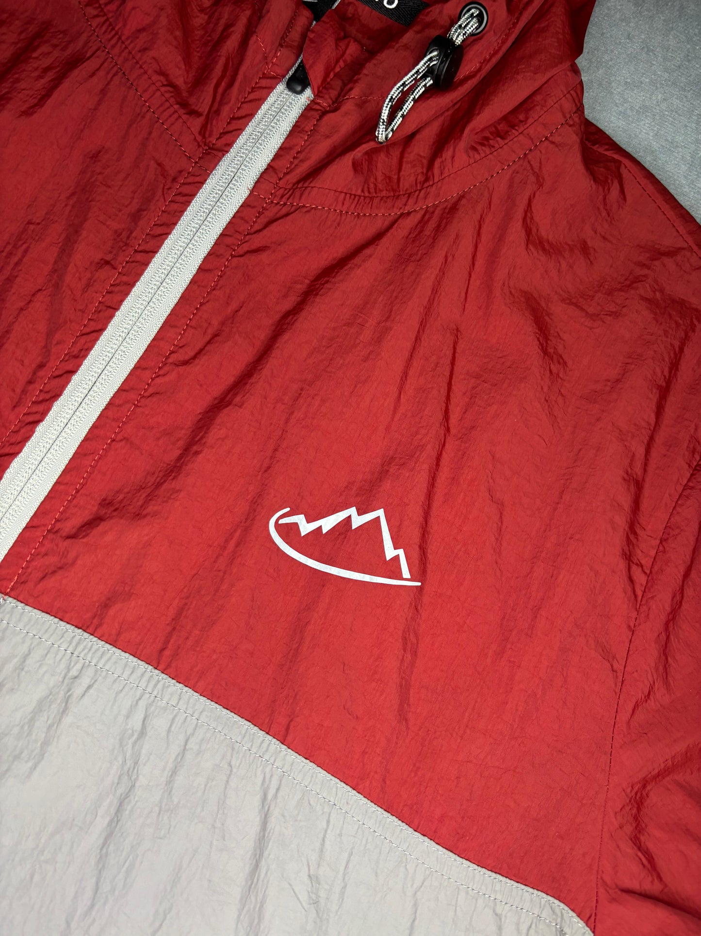 Adapt To Lightweight Jacket (M)