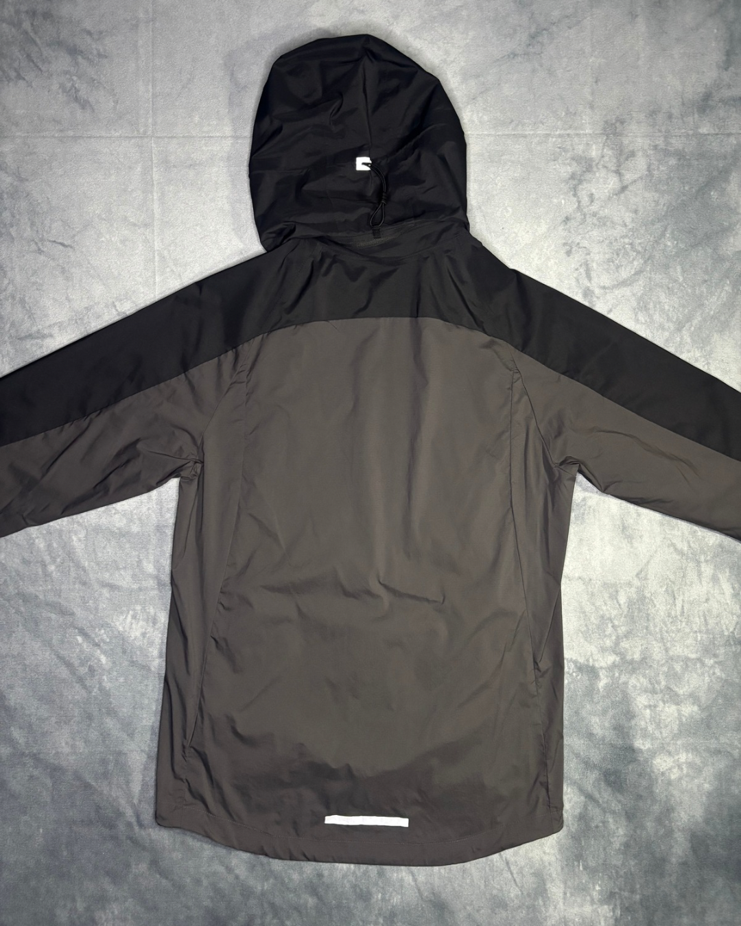 Nike Shield Lightweight Jacket (S)