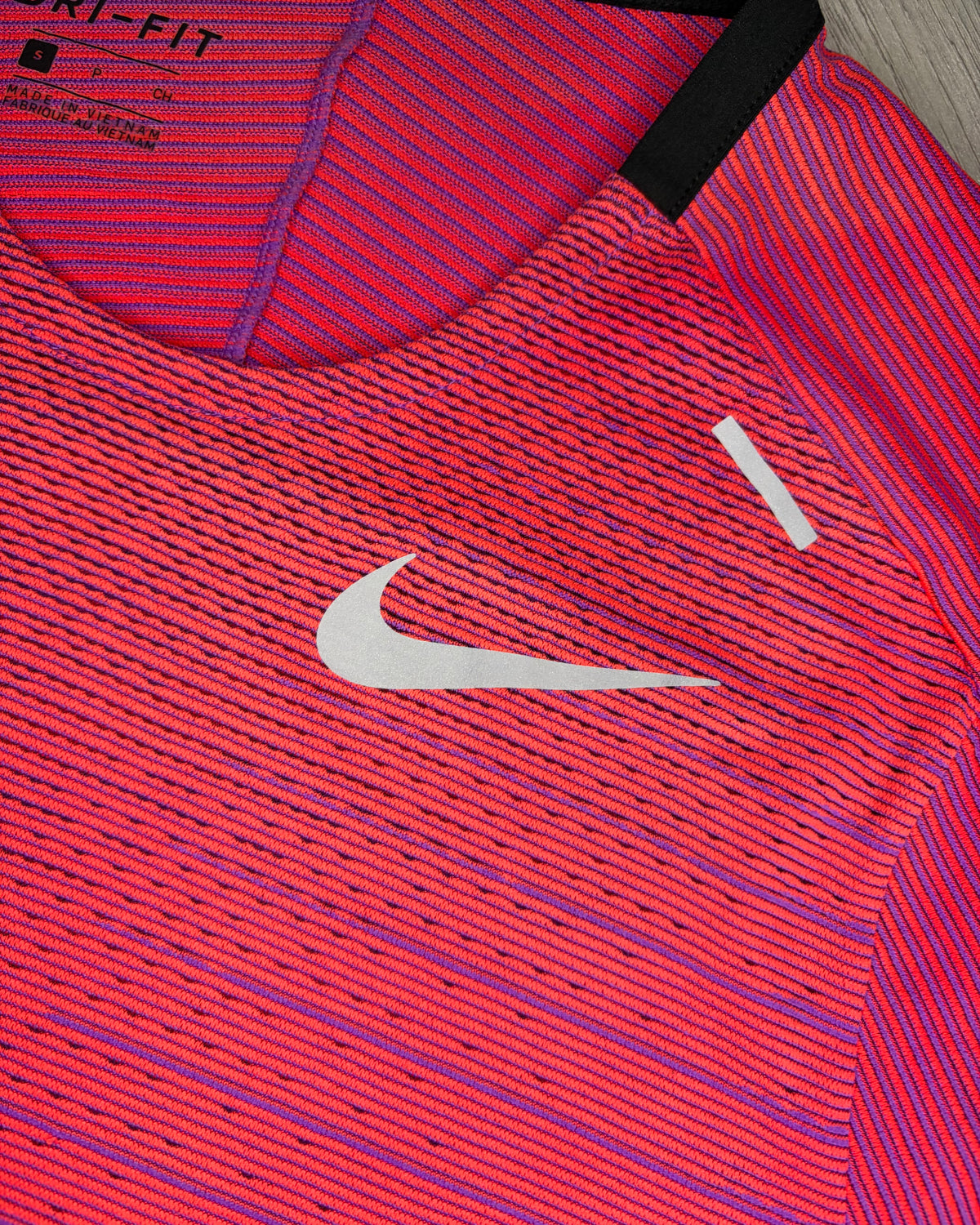 Nike Dri-Fit Future Fast TechKnit Tshirt (S)