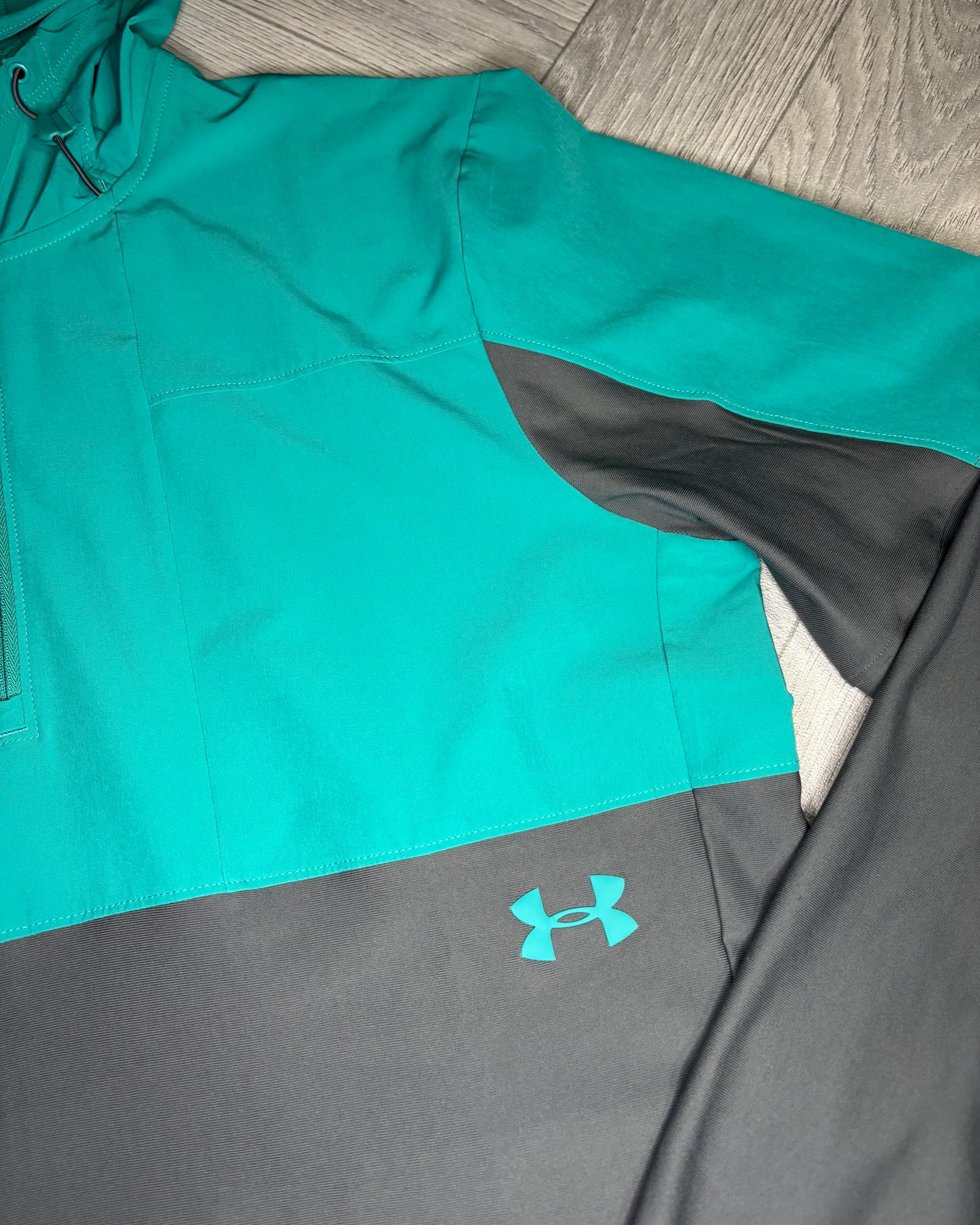 Under Armour Vanish Hybrid Jacket (L)