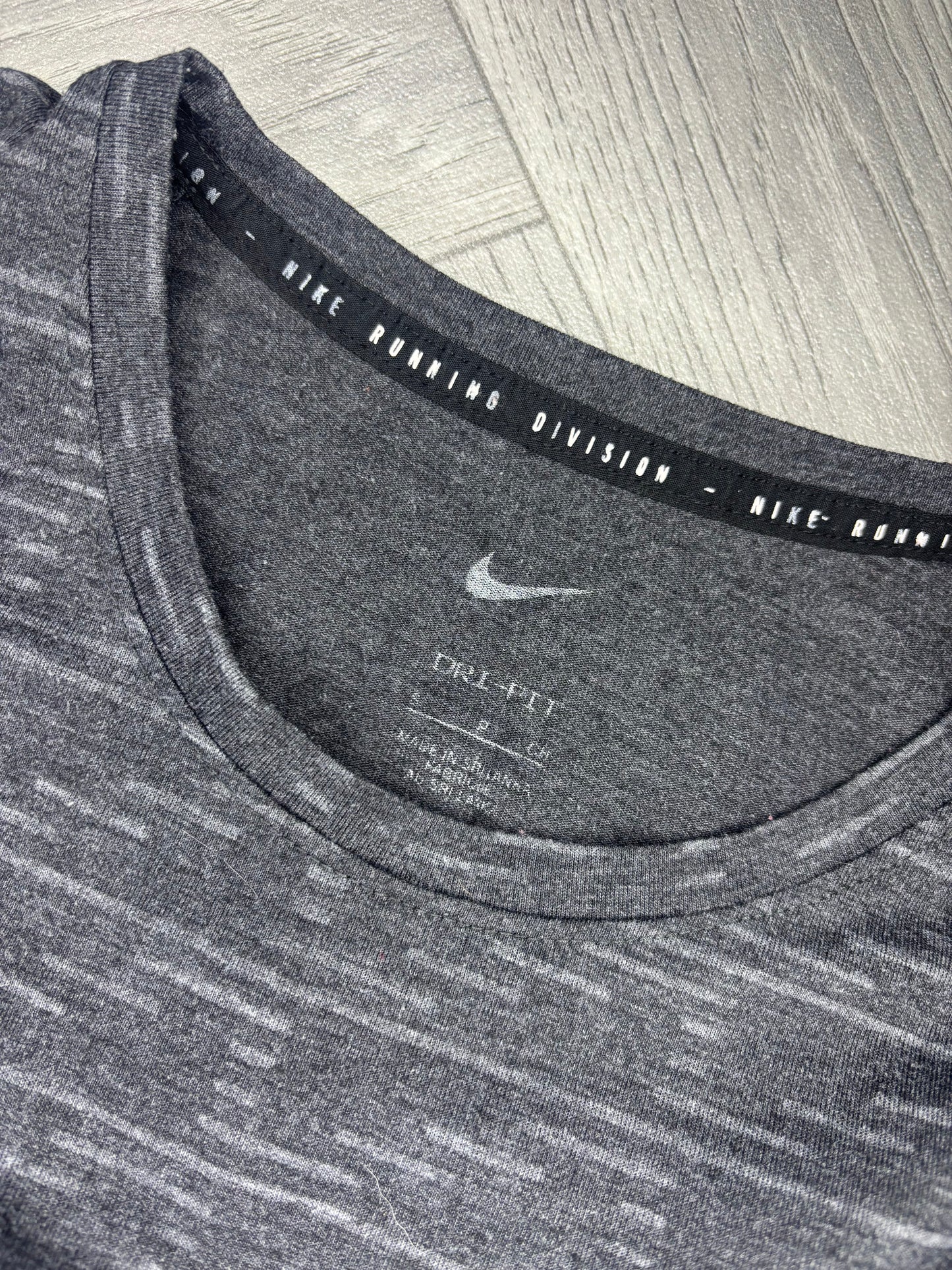 Nike Run Division Reflective Miler Tshirt (S)