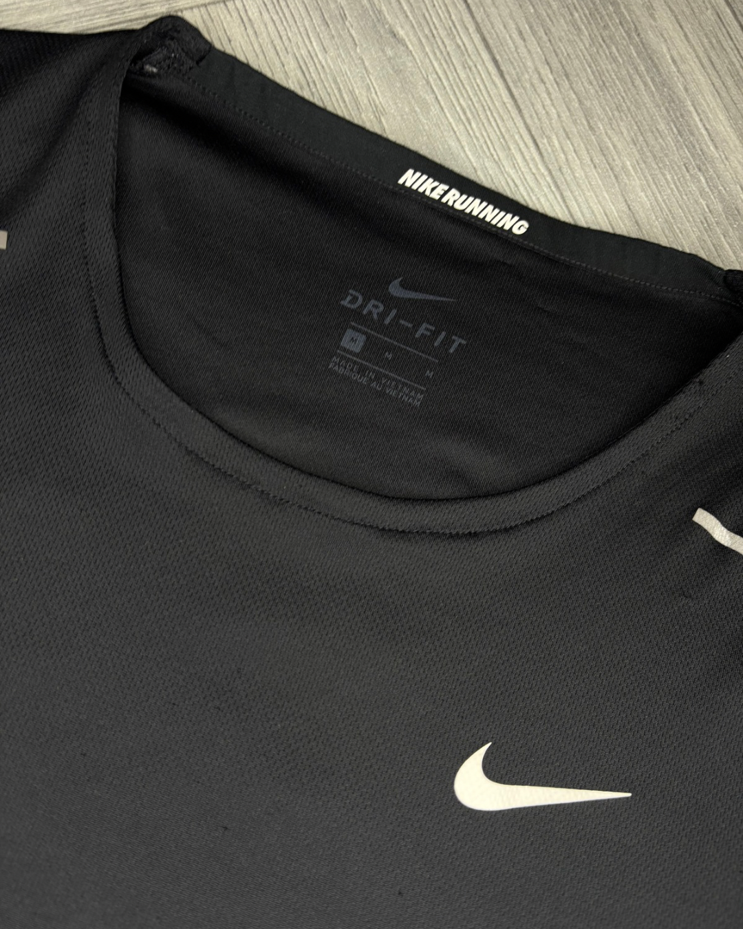 Nike Rise 365 Wild Run Tshirt (M)