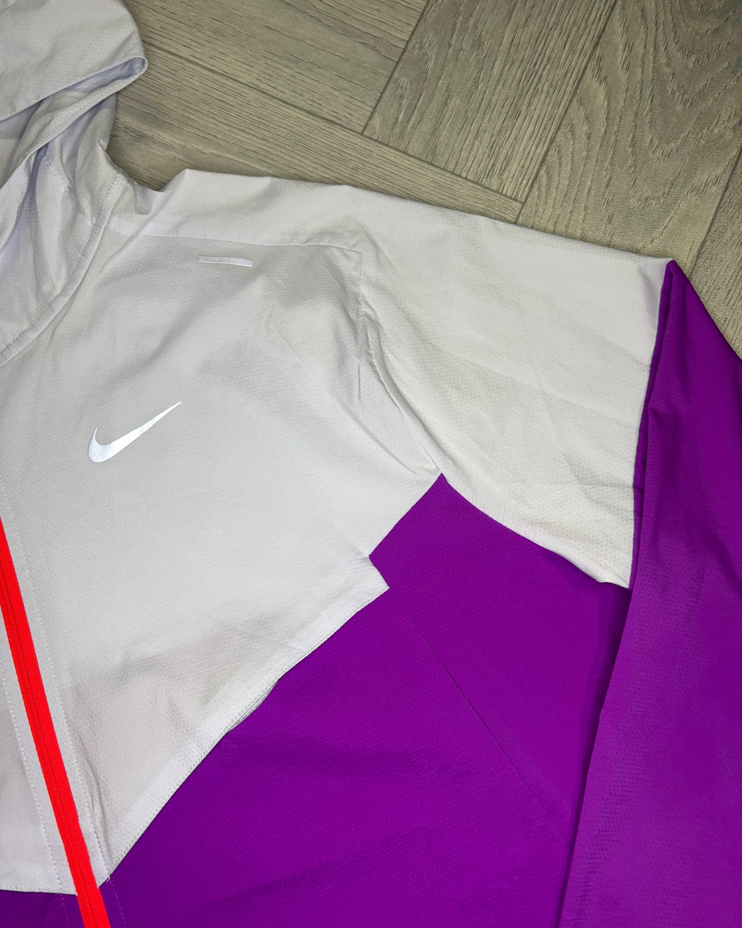 Nike WindRunner Jacket - Purple Grape (L)
