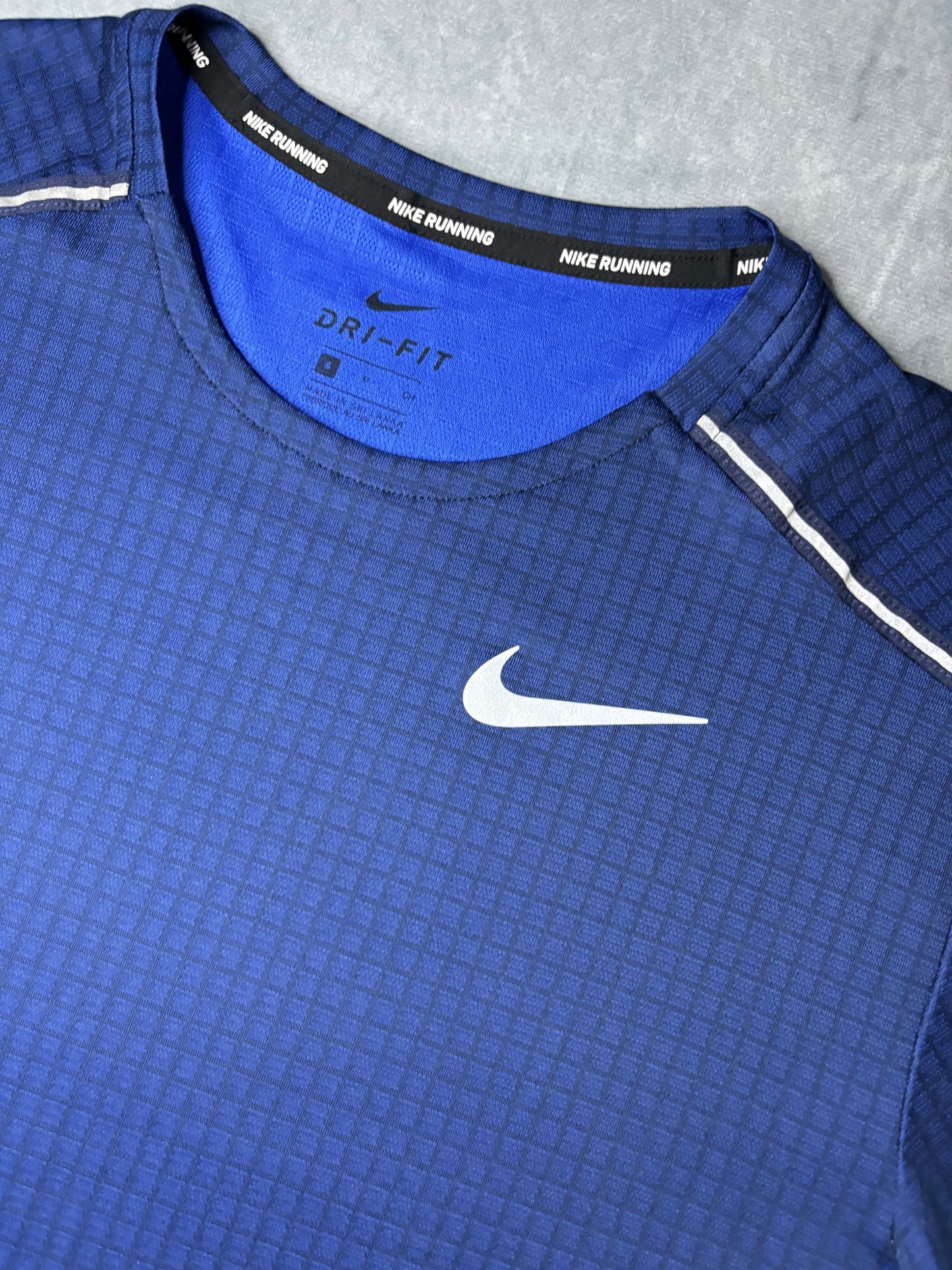 Nike Dri-Fit Miler 1.0 Tshirt (S)