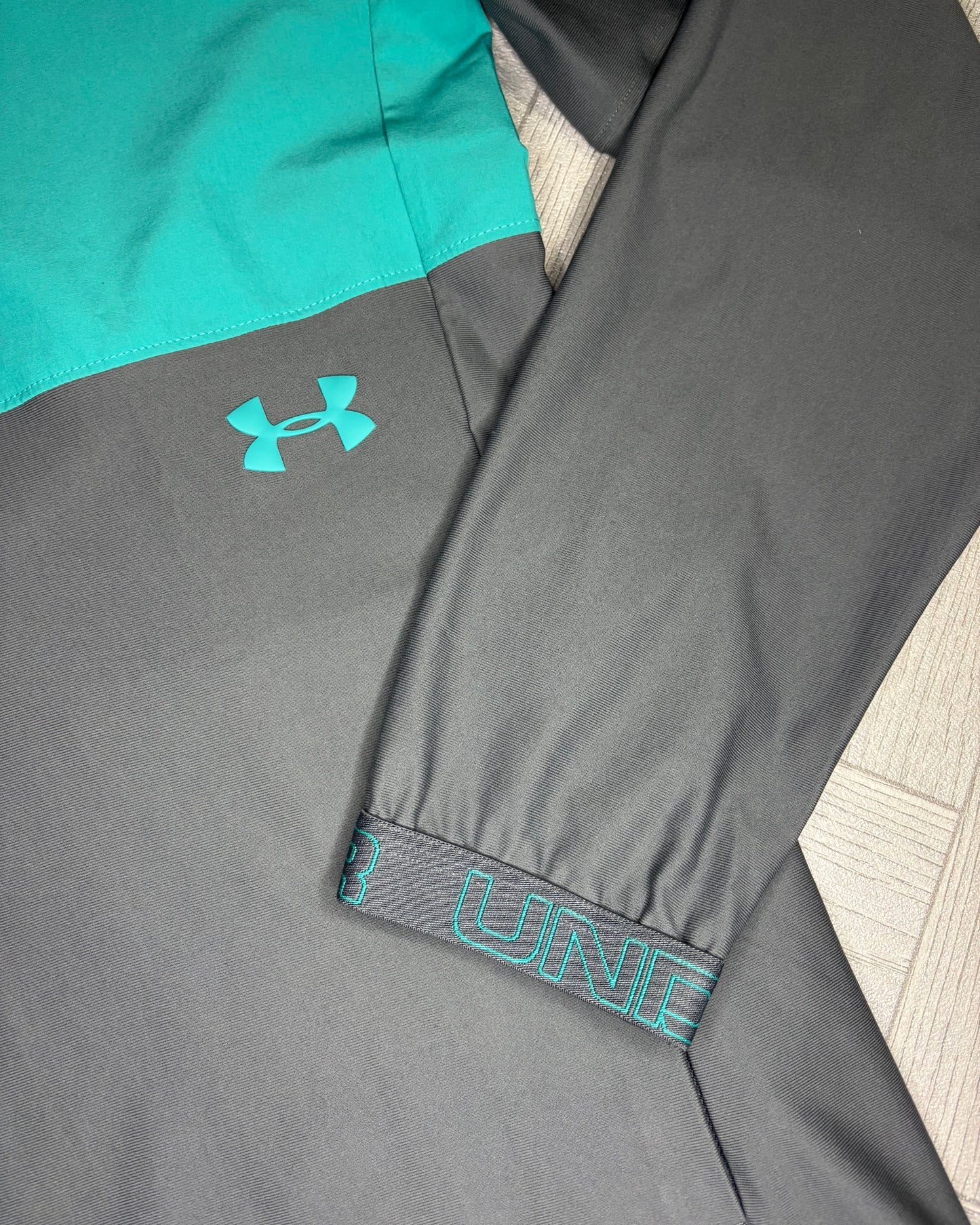 Under Armour Vanish Hybrid Jacket (L)