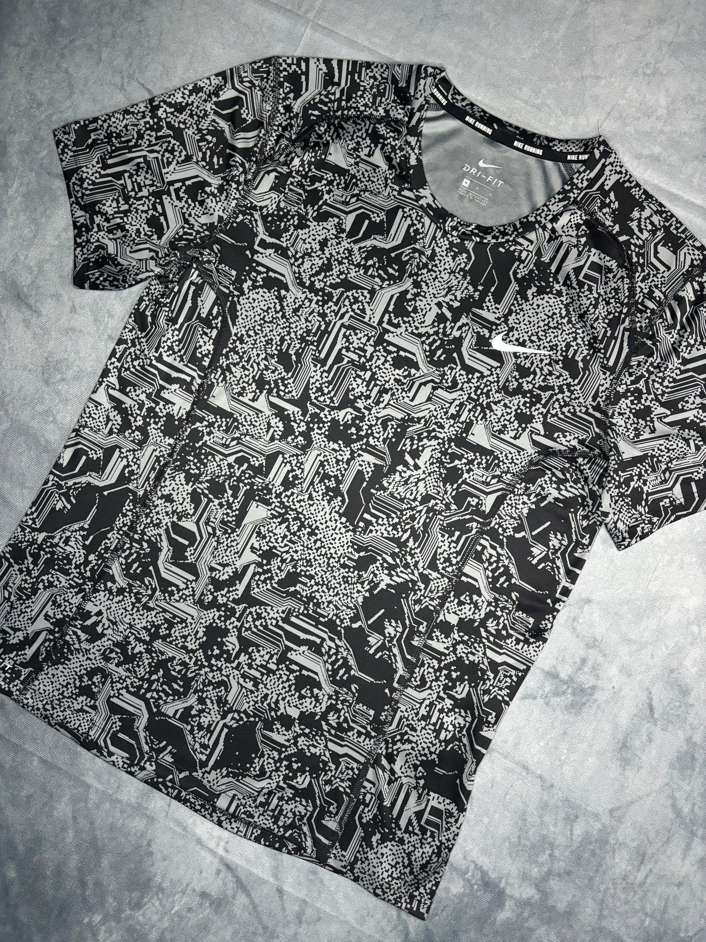 Nike Dri-Fit Digital Tshirt (M)