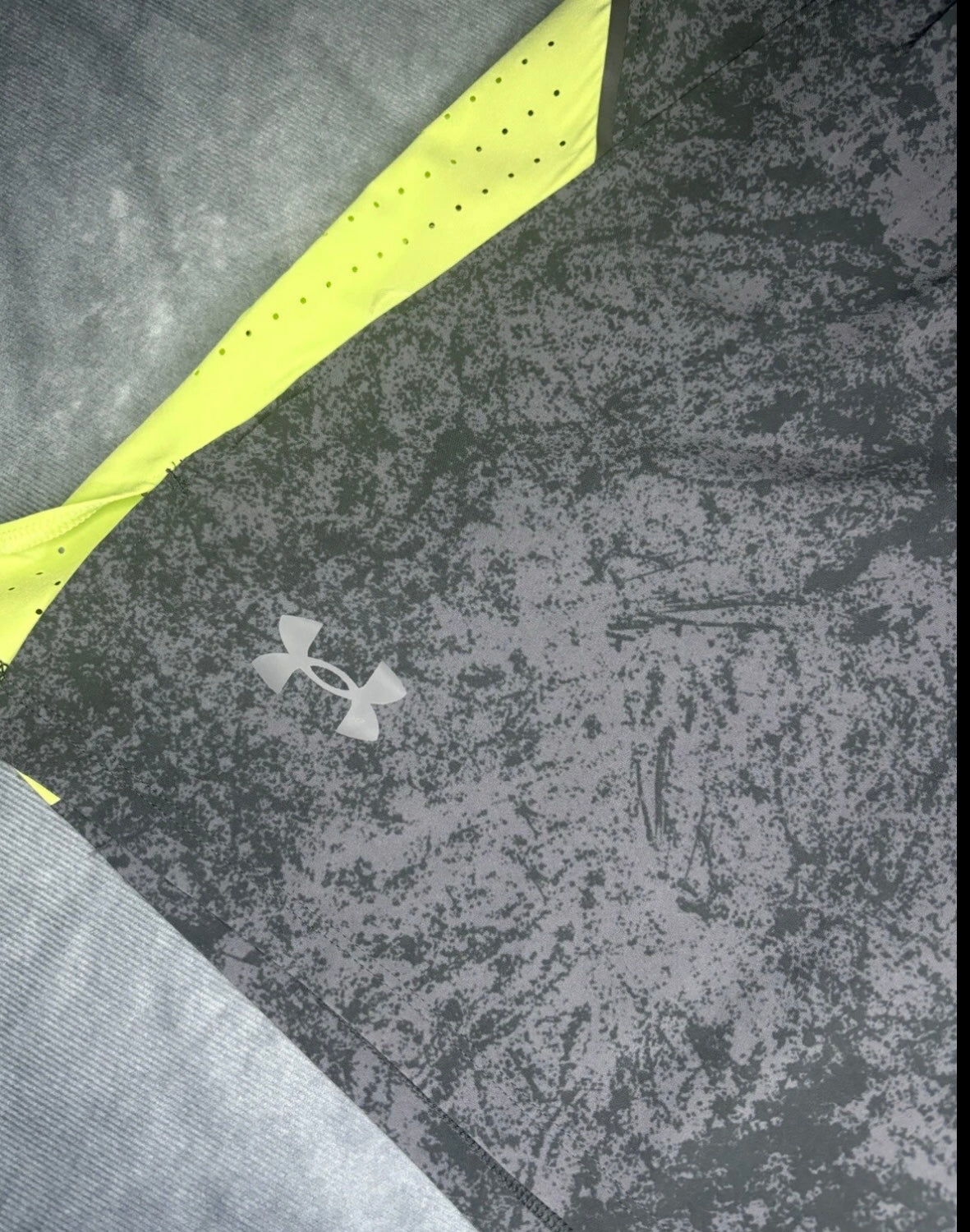 Under Armour Launch Pro 7” Shorts (S)