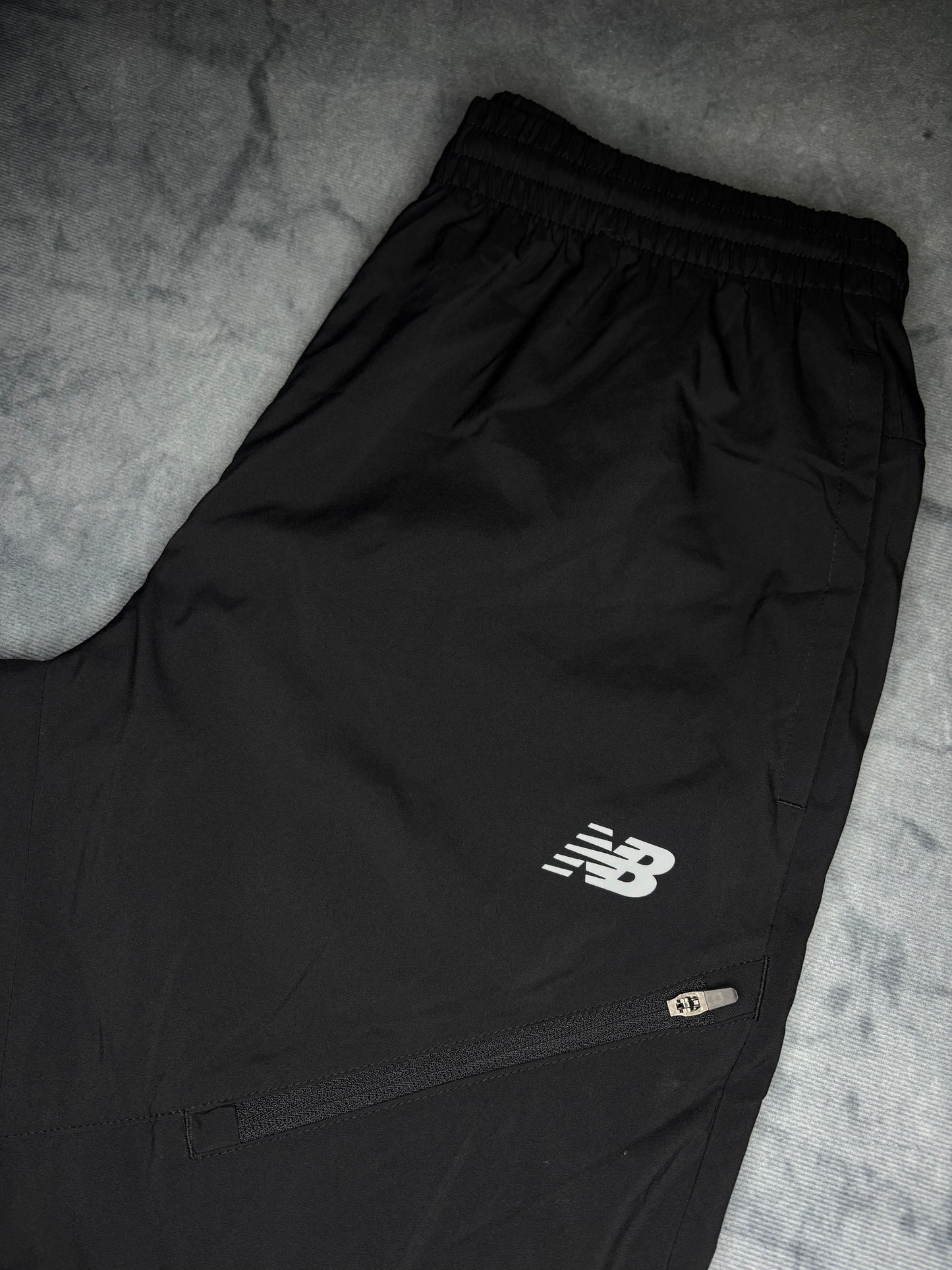 New Balance Woven Track Pants (S)