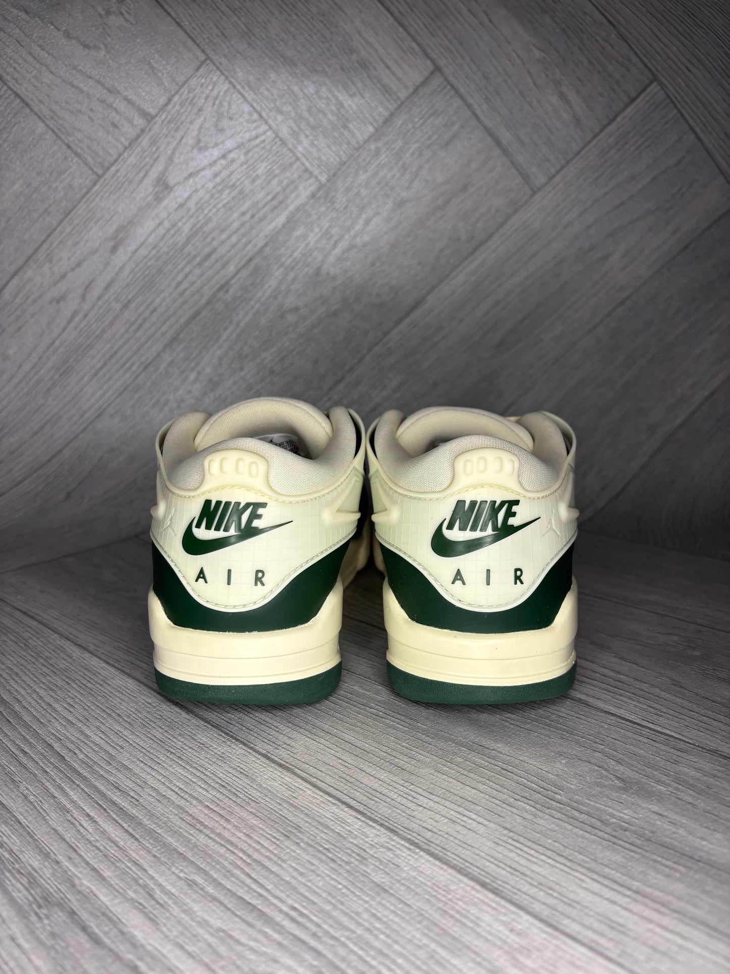 Nike Air Jordan 4 RM Womens Shoes - Malachite/Coconut Milk - UK 3