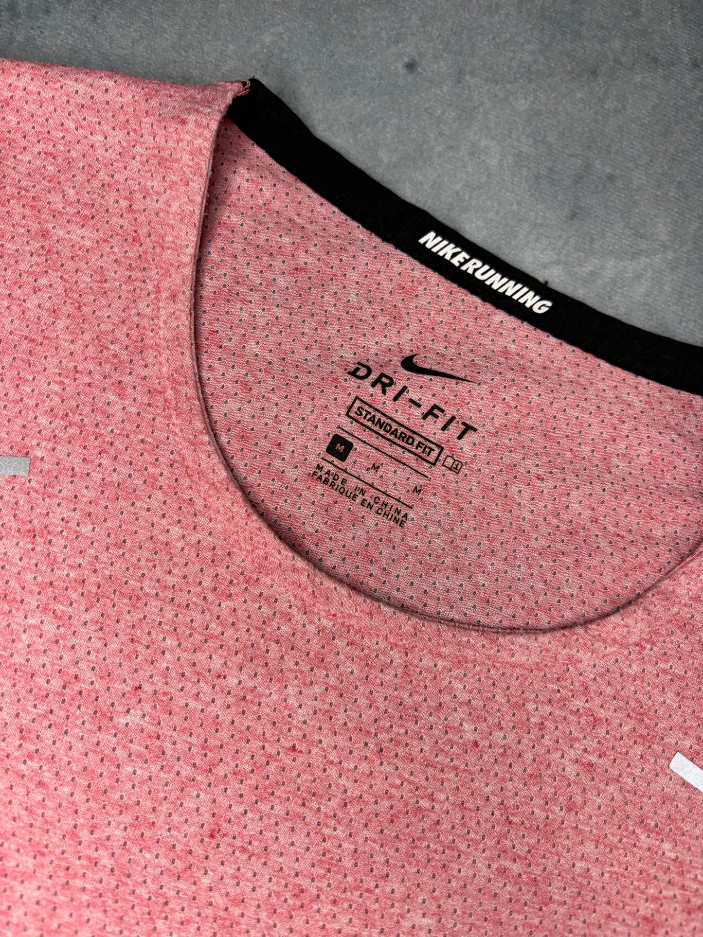 Nike Dri-Fit Rise 365 Future Fast Tshirt (M)