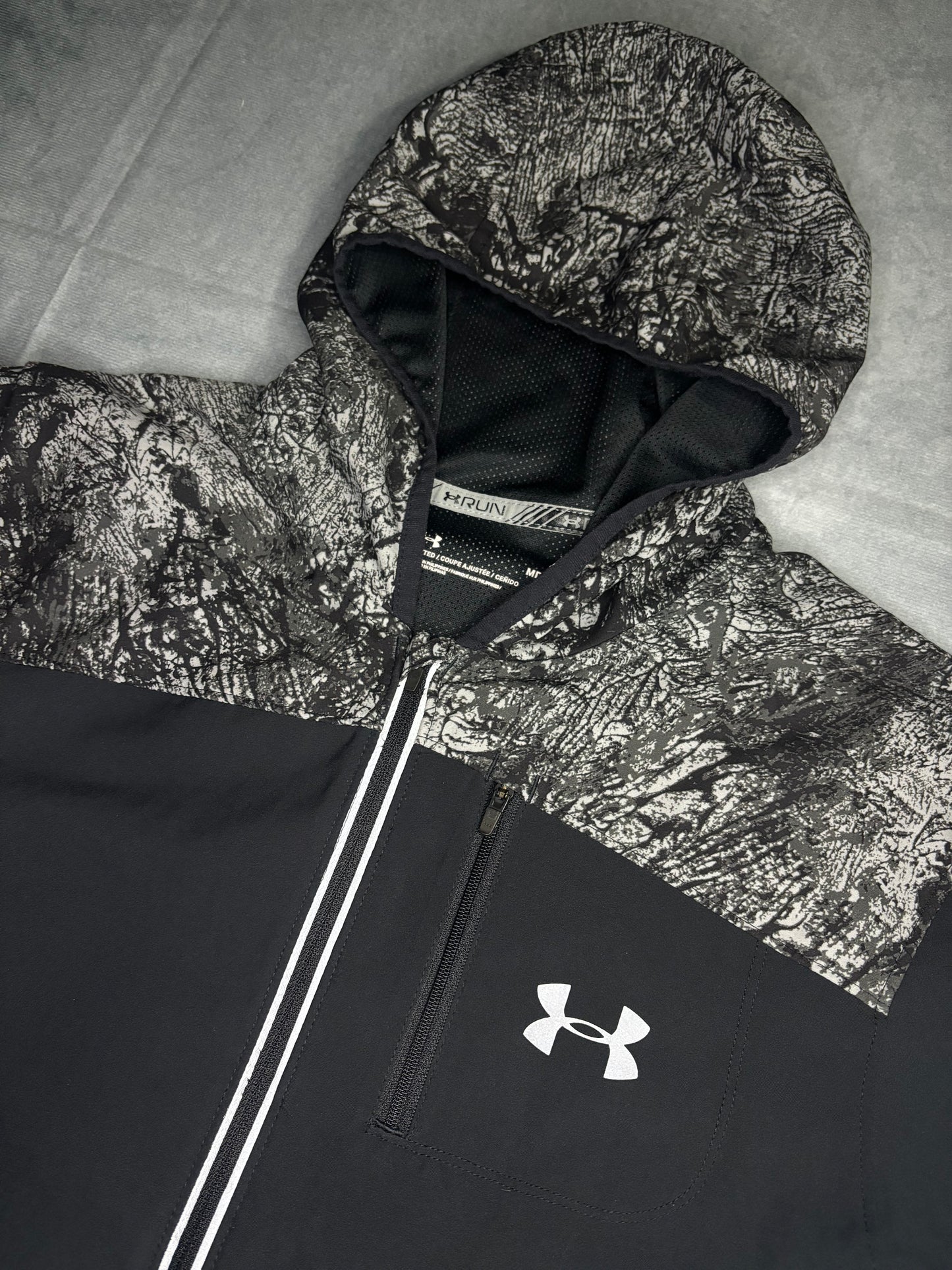 Under Armour Run Light Jacket (M)