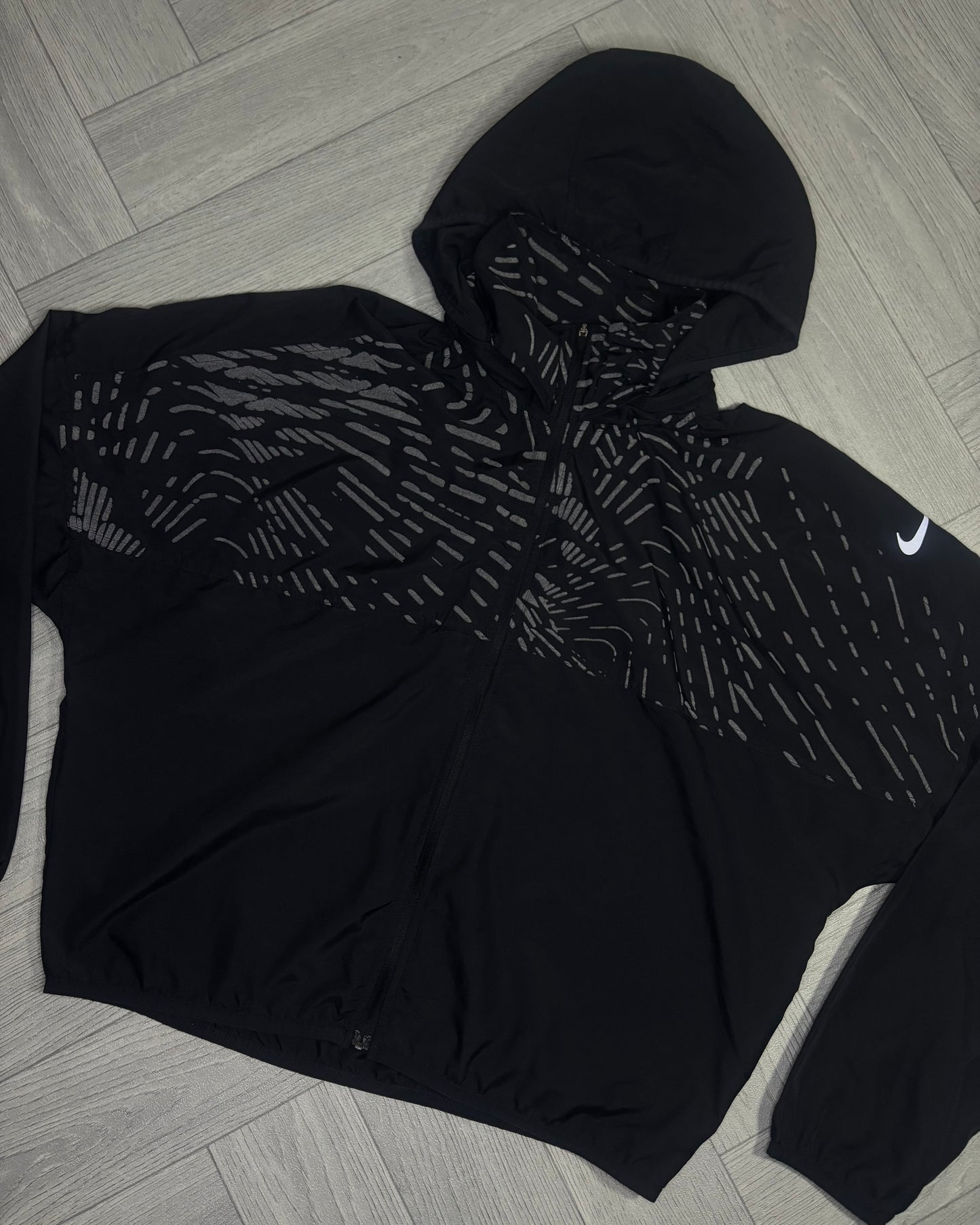 Nike Run Division Reflective Running Jacket (S)