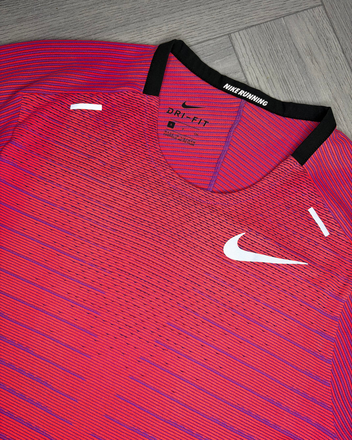 Nike Dri-Fit Future Fast TechKnit Tshirt (S)