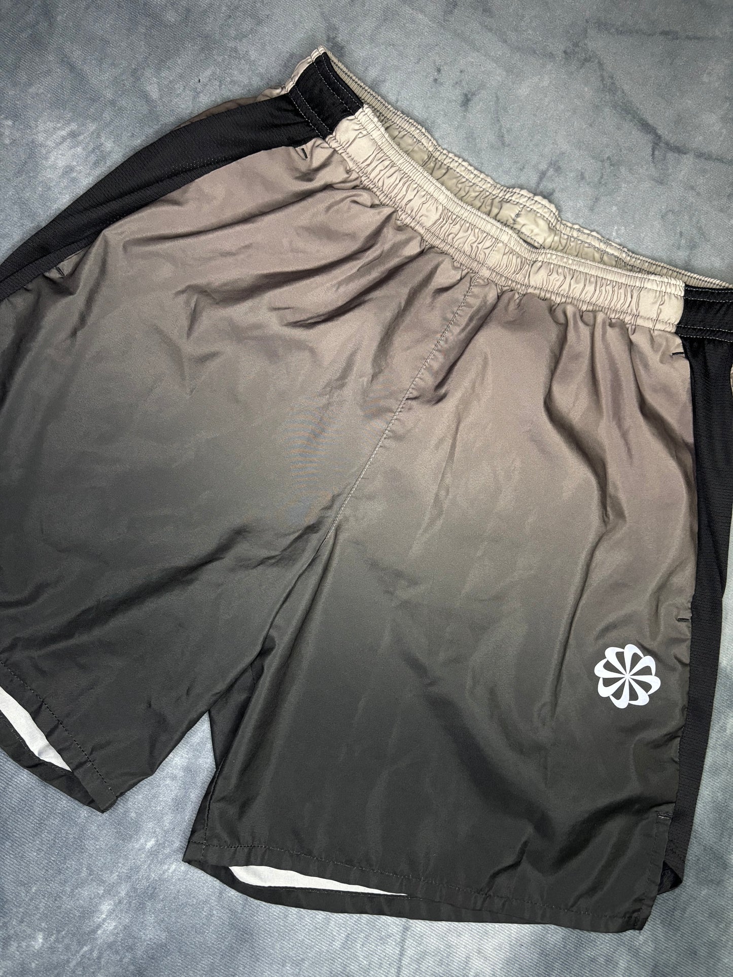 Nike Challenger Gradient Running Shorts (M)