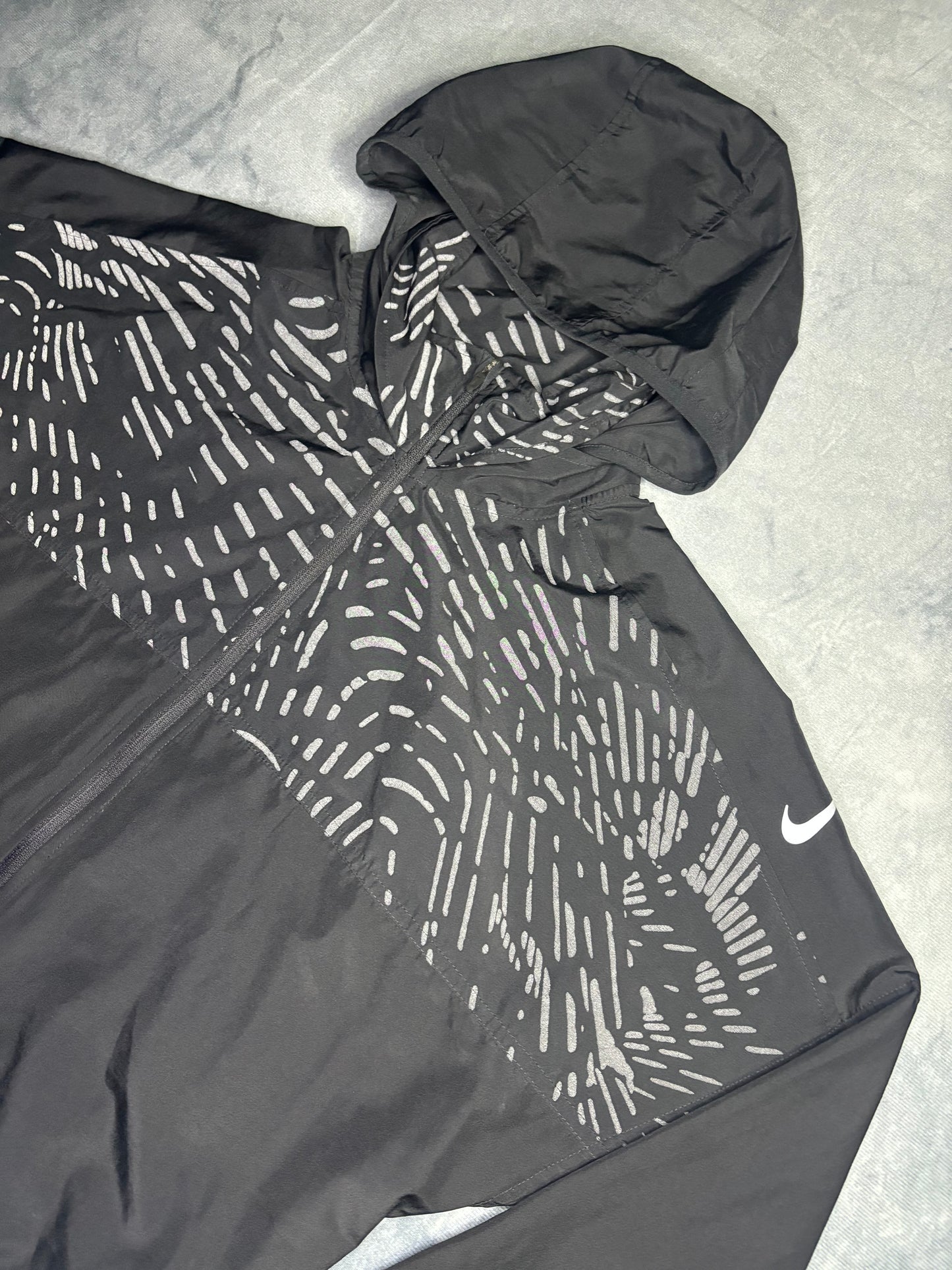 Nike Running Division Lightweight Jacket (XS)