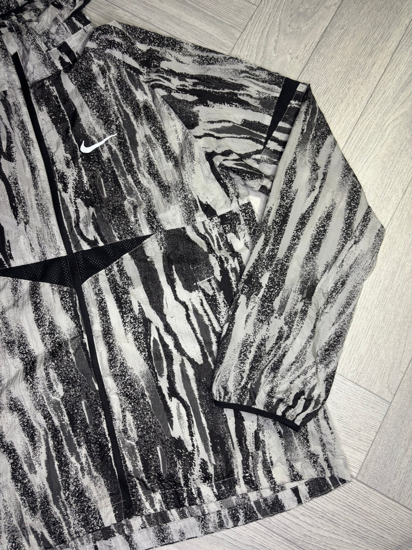 Nike Wild Run Windrunner Jacket (S)
