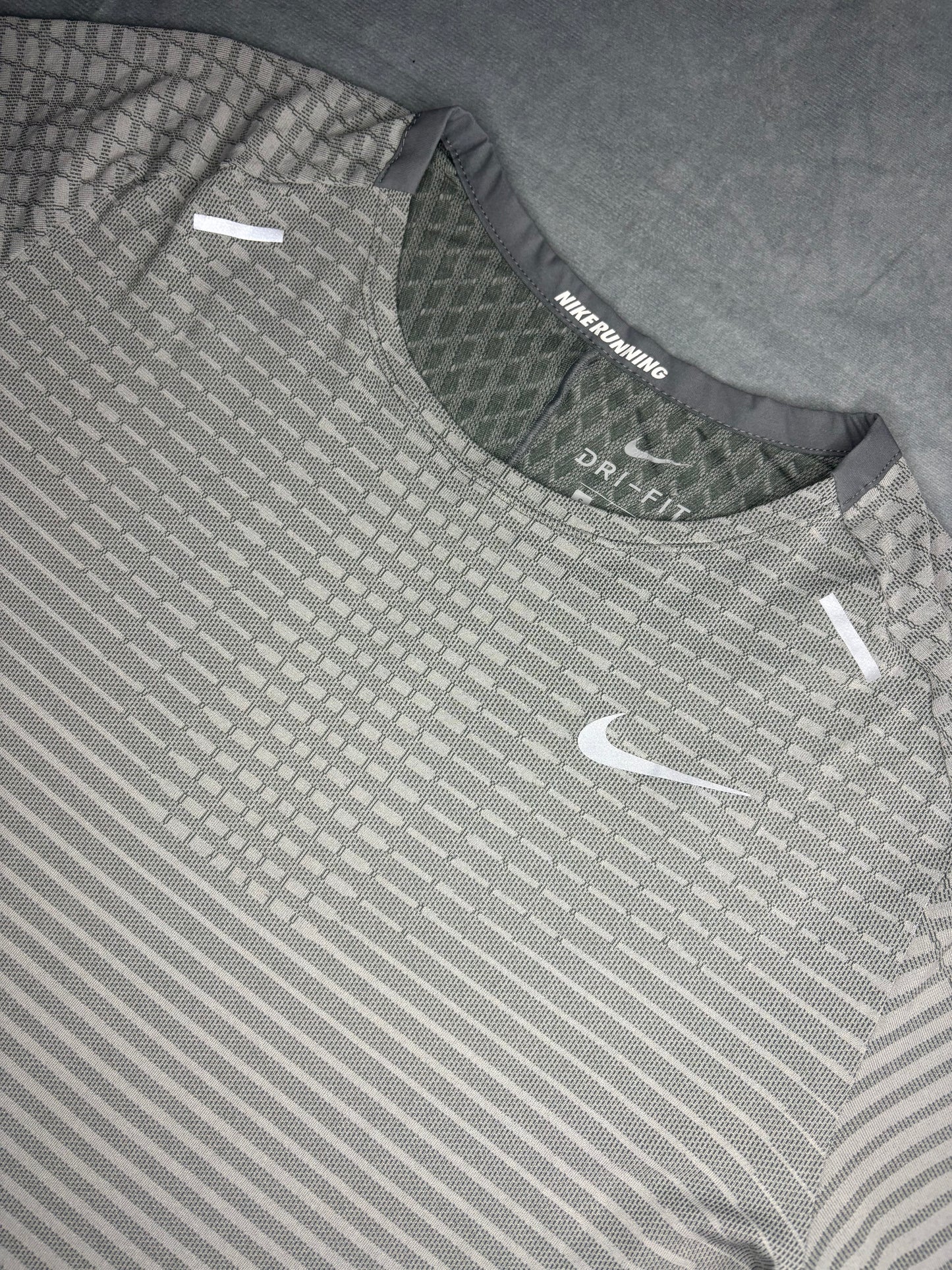 Nike Dri-Fit TechKnit Ultra Tshirt (S)