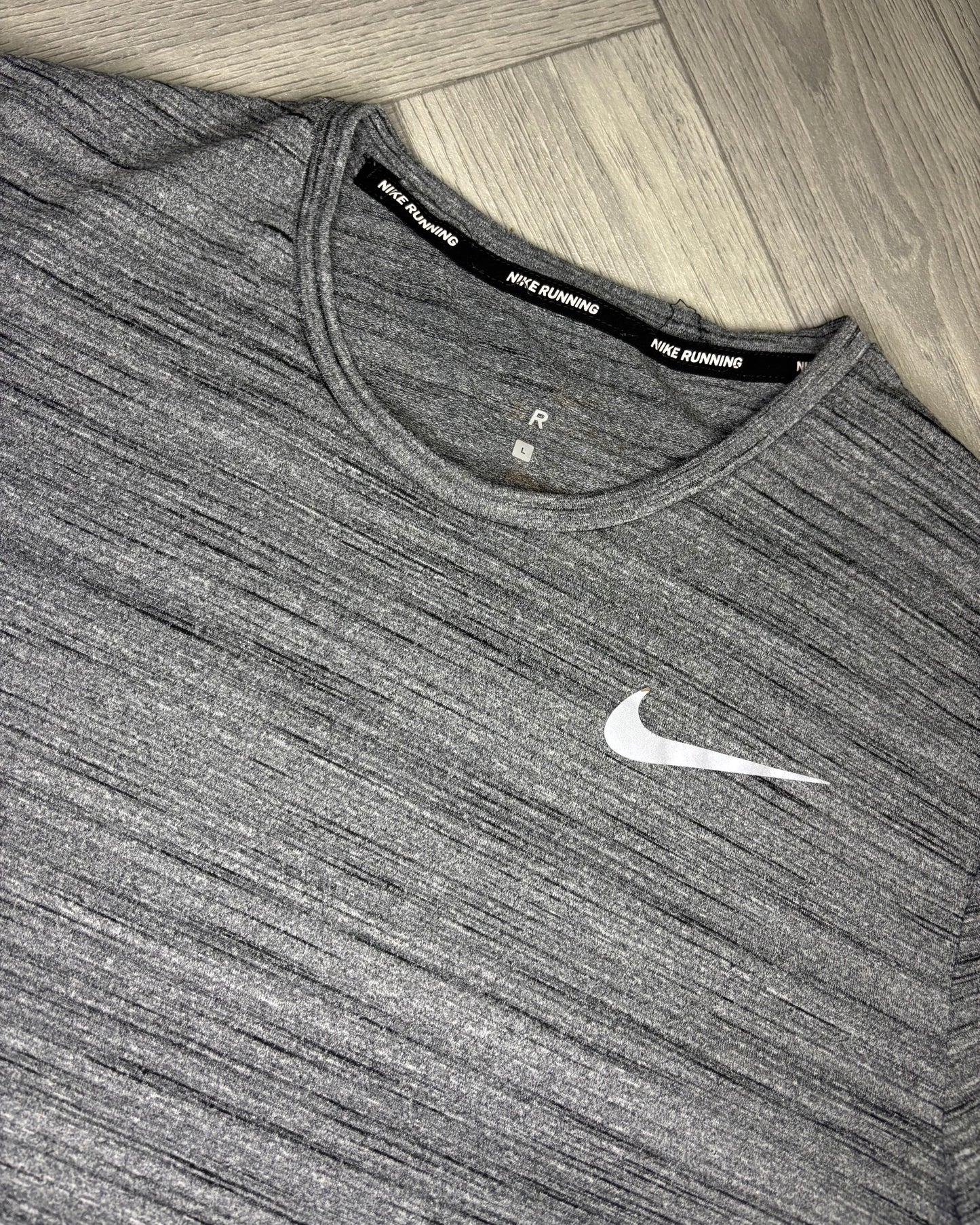 Nike Essential Miler Running Tshirt (L)
