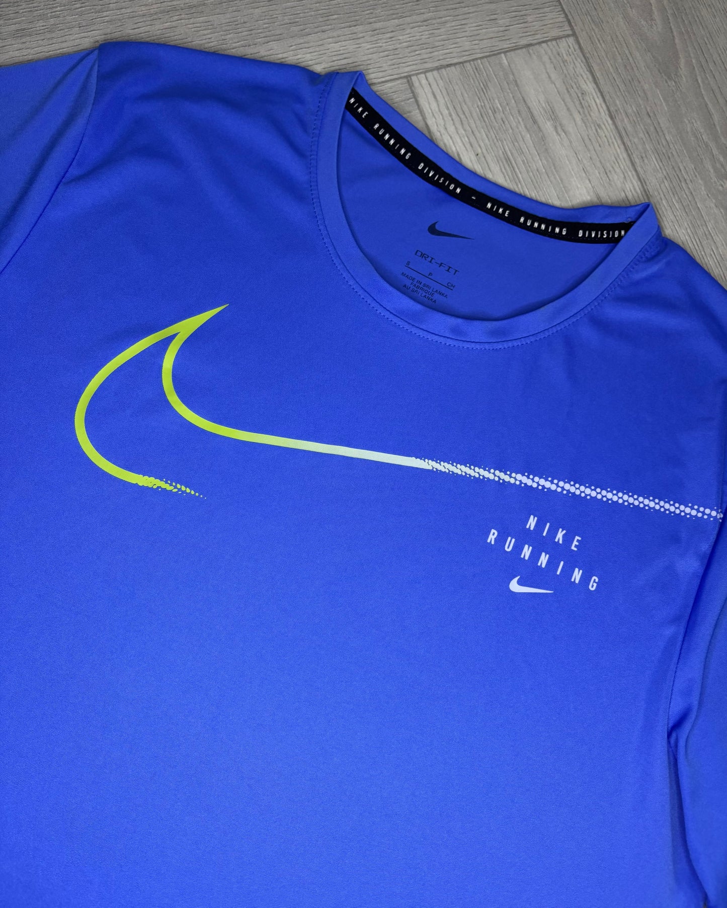 Nike Run Division Tshirt (S)