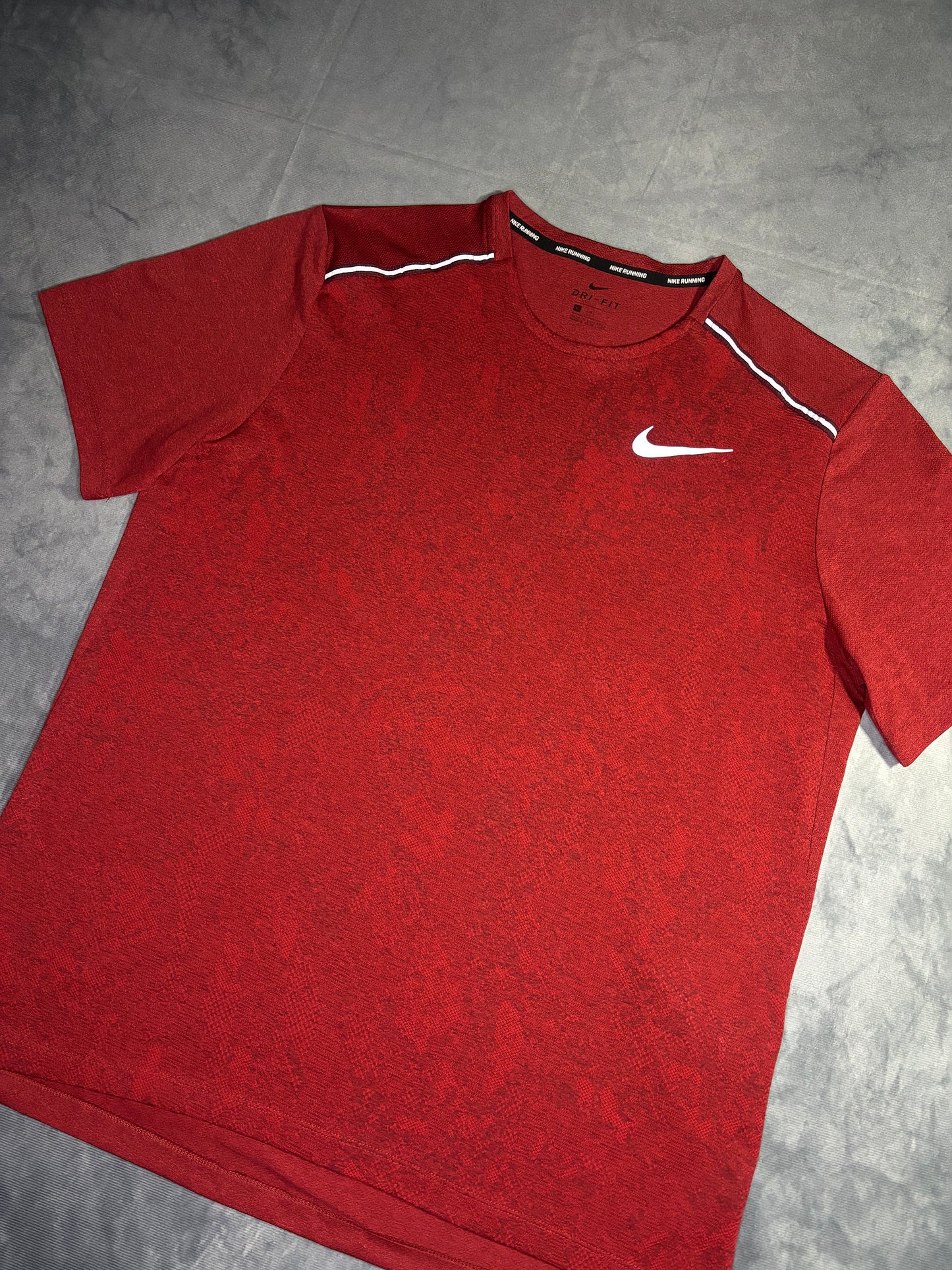 Nike Dri-Fit Miler 1.0 Tshirt (L)
