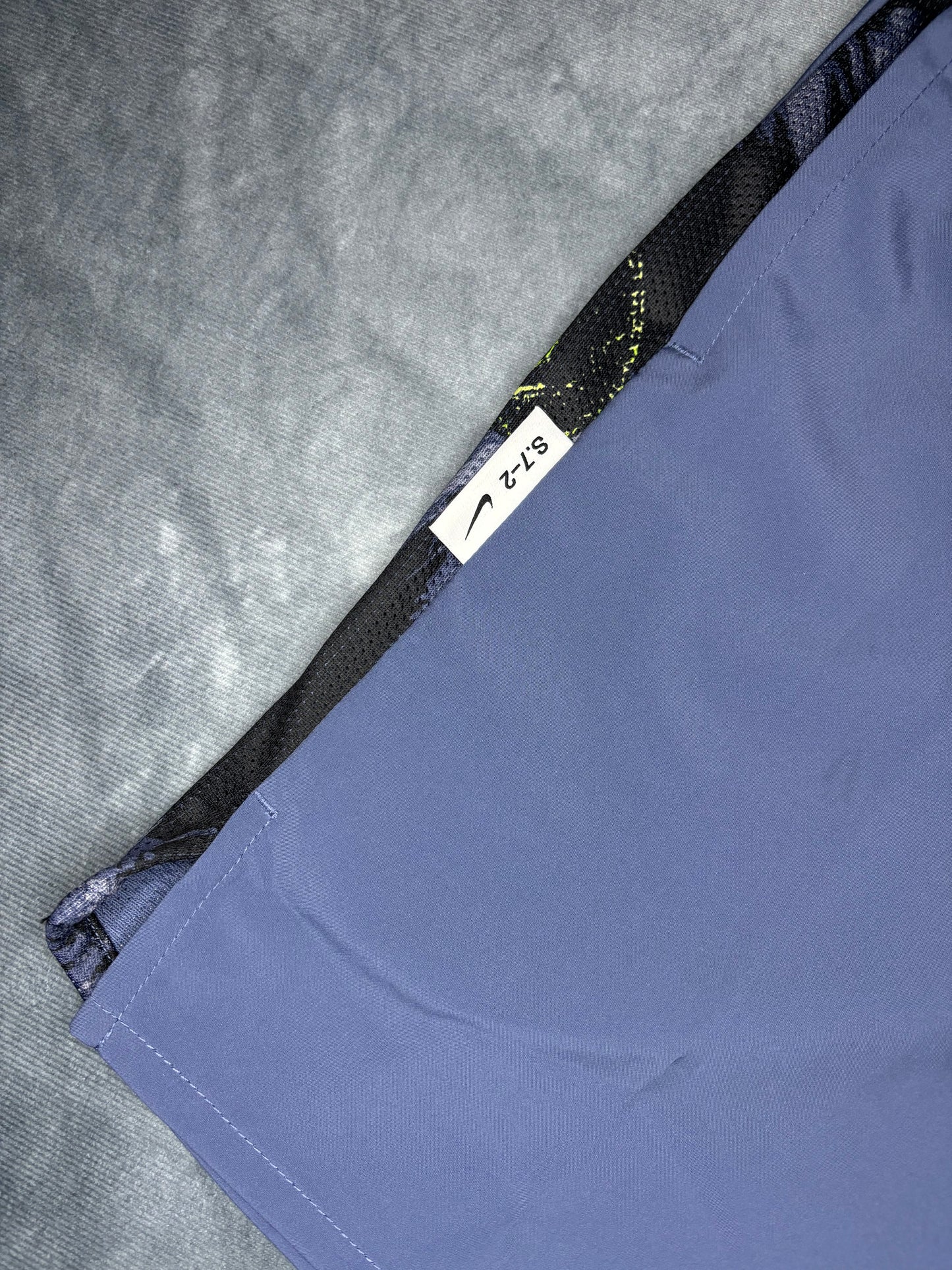 Nike Dri-Fit Challenger S.7-2 Running Shorts (S)