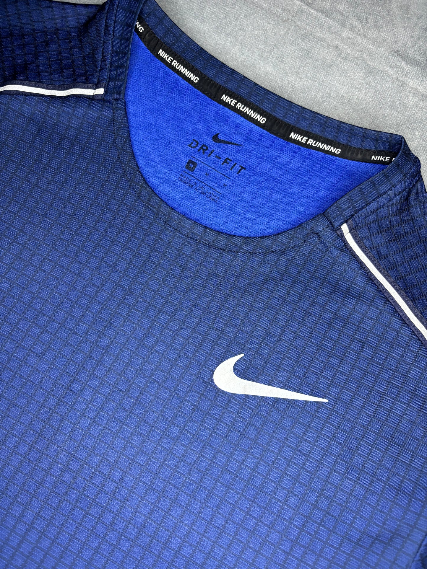 Nike Dri-Fit Miler 1.0 T-shirt (M)