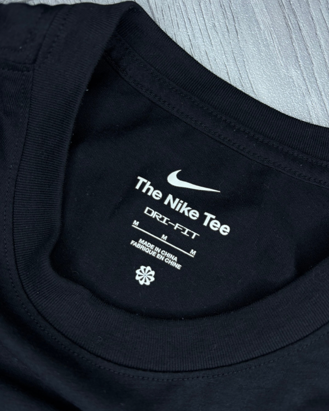 Nike Pro Mens Graphic Tshirt (M)