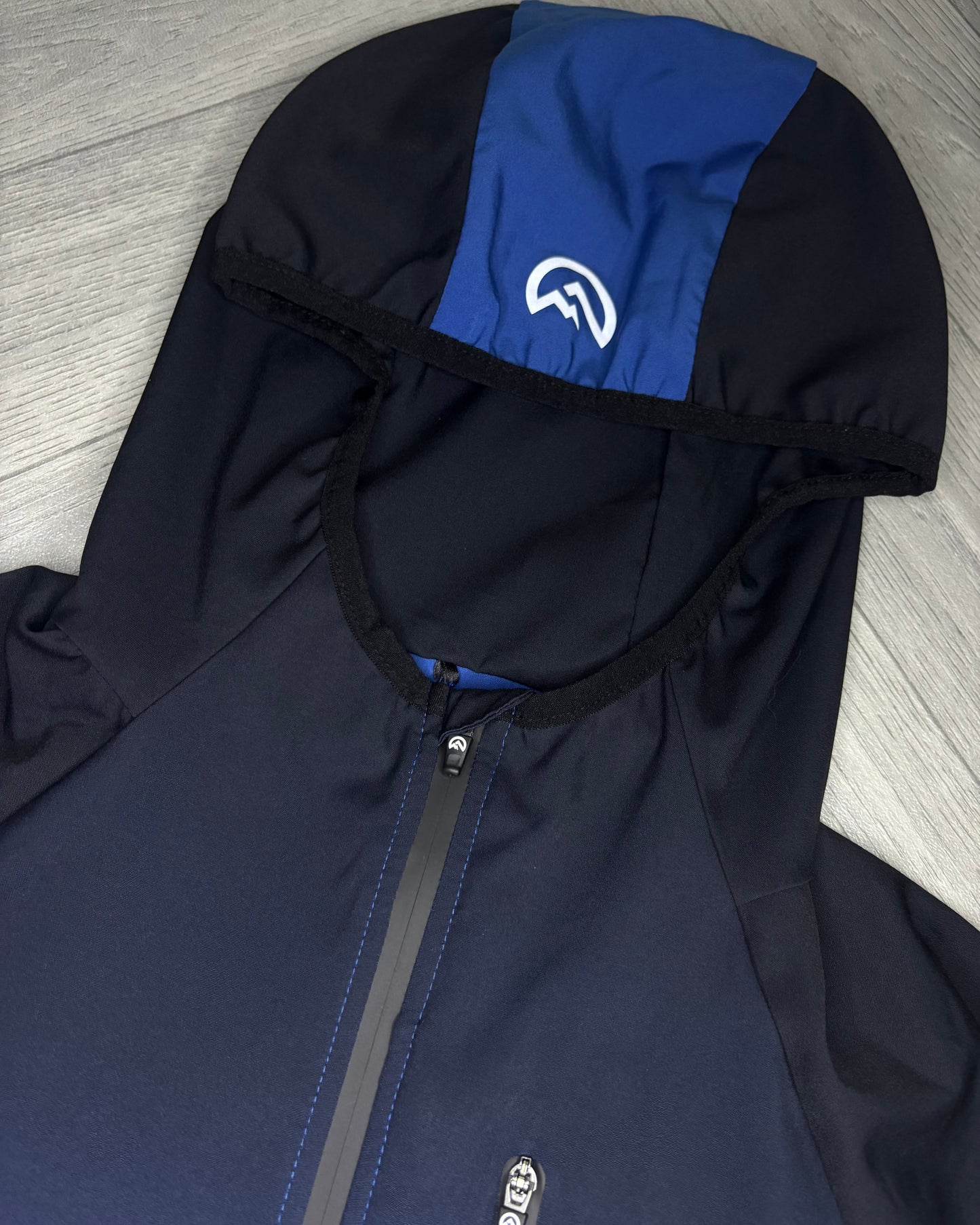 Flux Gradient Lightweight Jacket (M)
