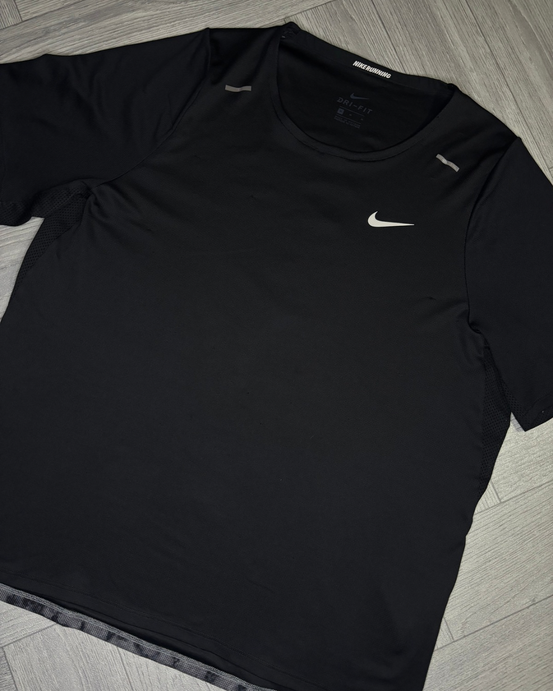 Nike Rise 365 Wild Run Tshirt (M)