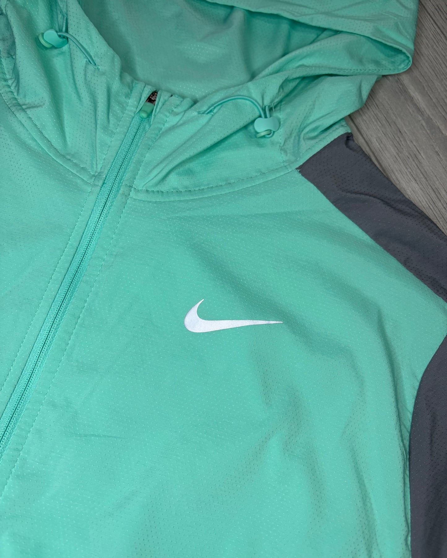 Nike WindRunner Jacket - Hyper Turquoise (S)