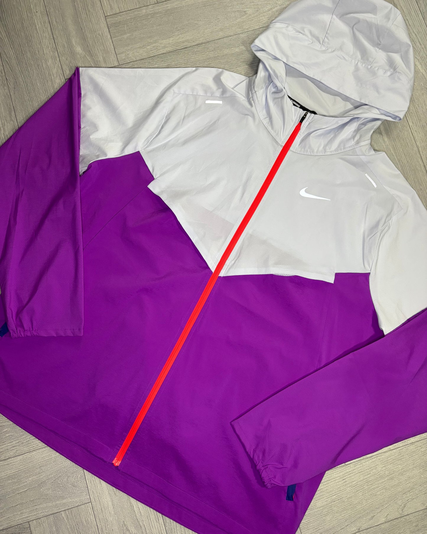 Nike WindRunner Jacket - Purple Grape (L)