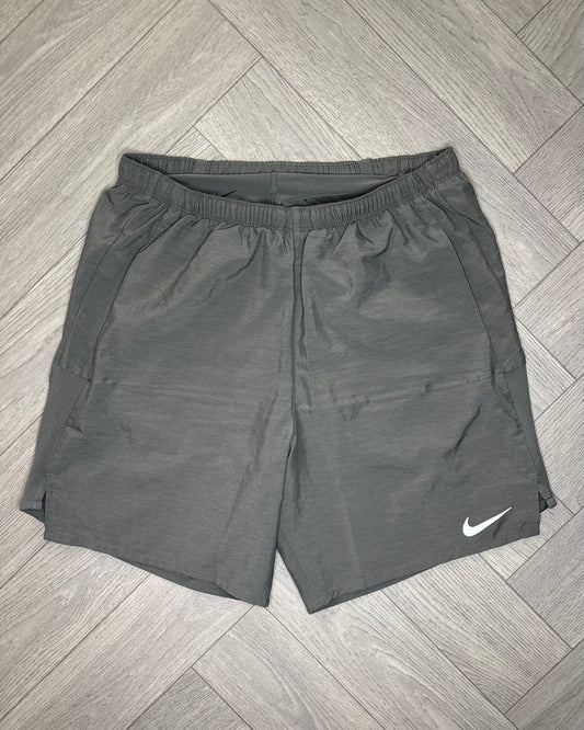 Nike Challenger Running Shorts (S)