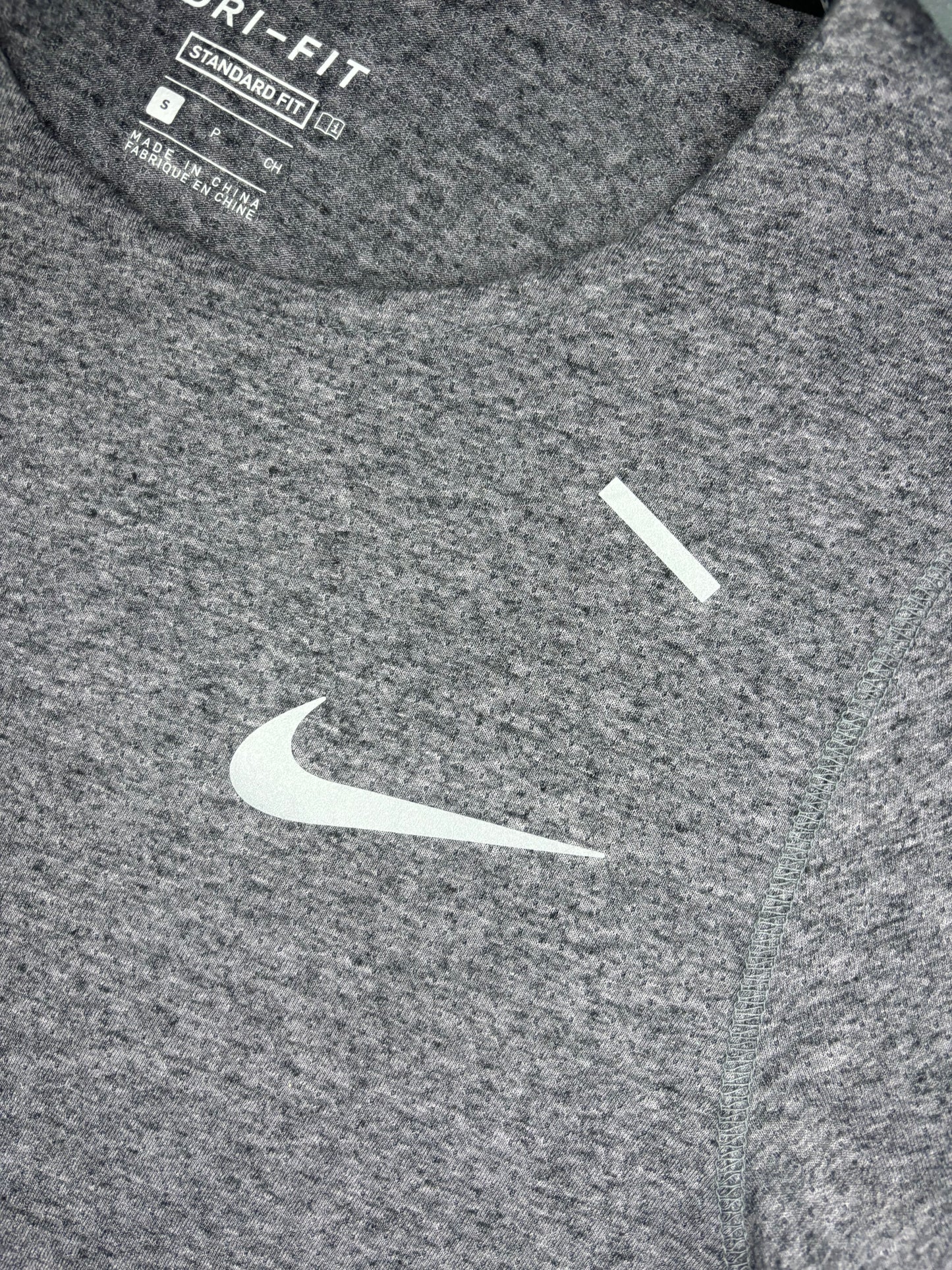 Nike Rise 365 Future Fast Tshirt (S)