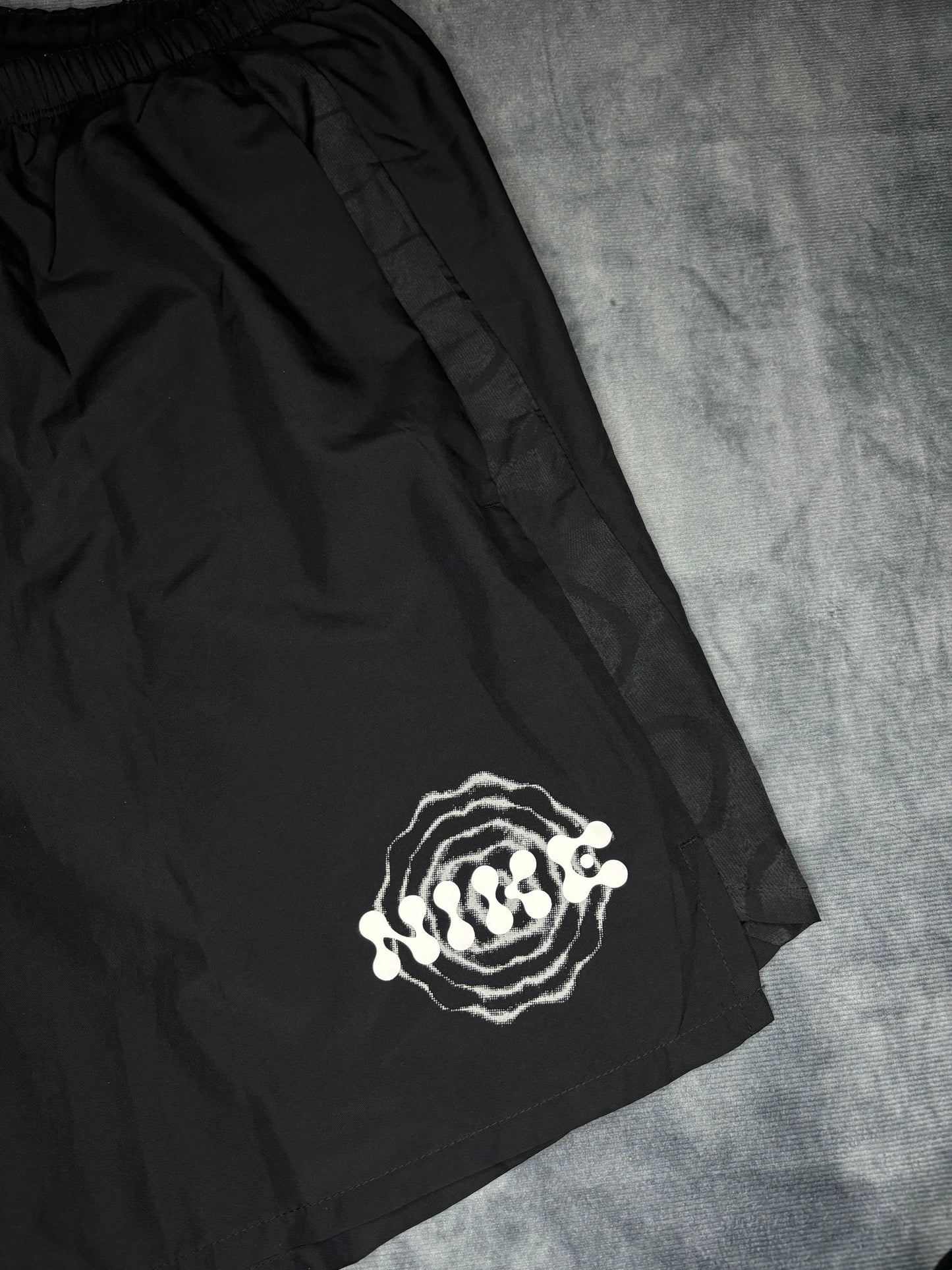 Nike Dri-Fit Challenger Shorts (L)