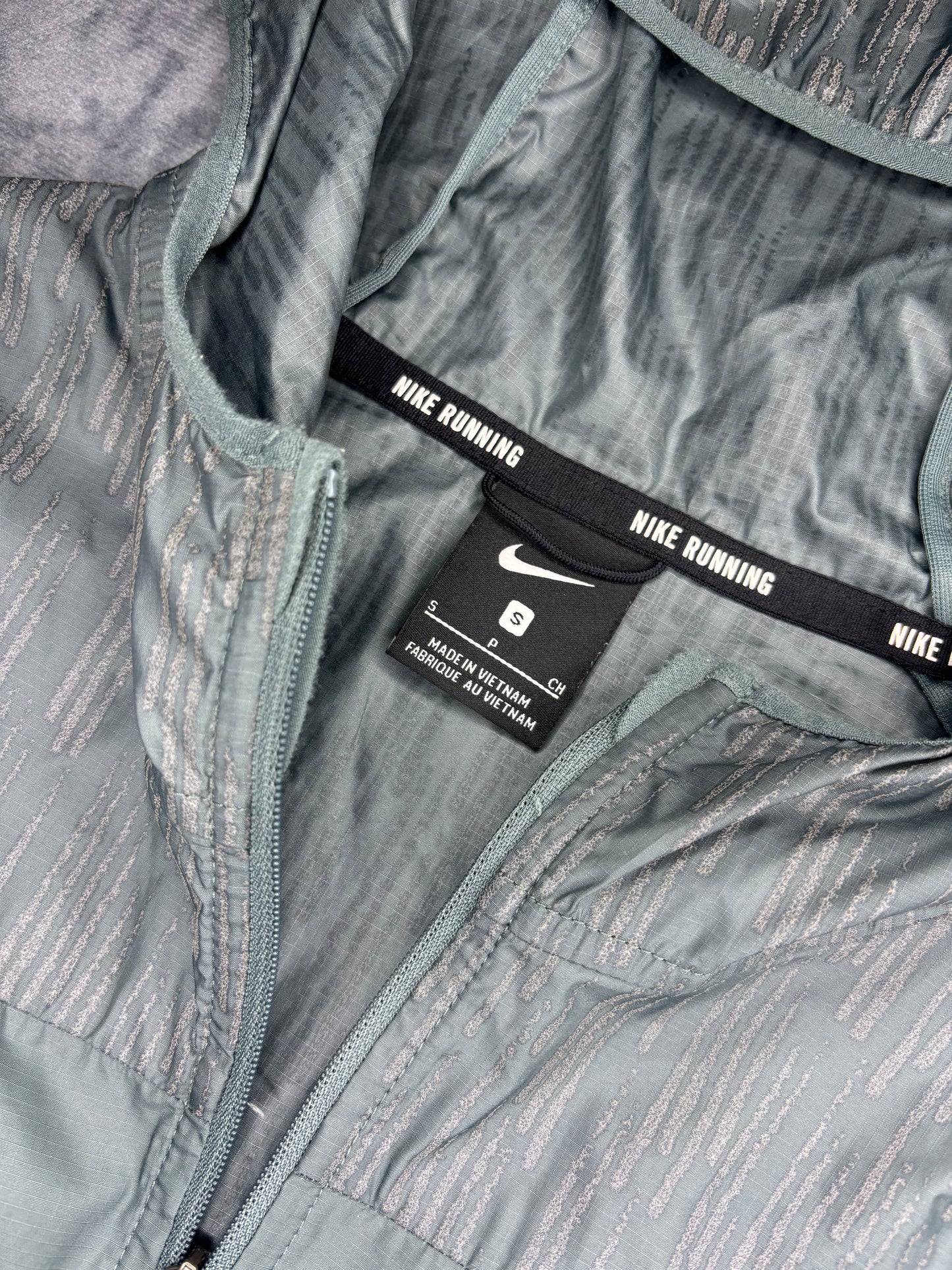 Nike Running Flash Lightweight Jacket (S)