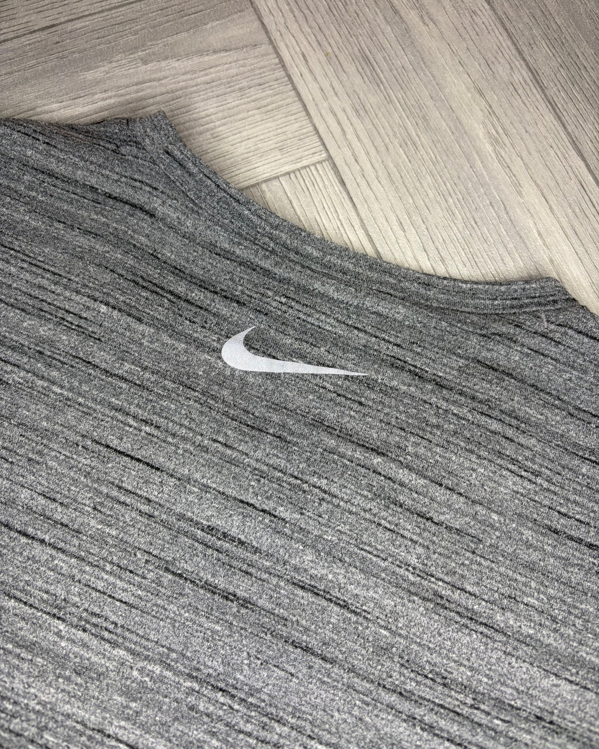 Nike Dri-Fit Essential Miler Tshirt (S)