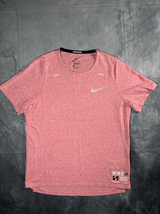 Nike Dri-Fit Rise 365 Future Fast Tshirt (M)