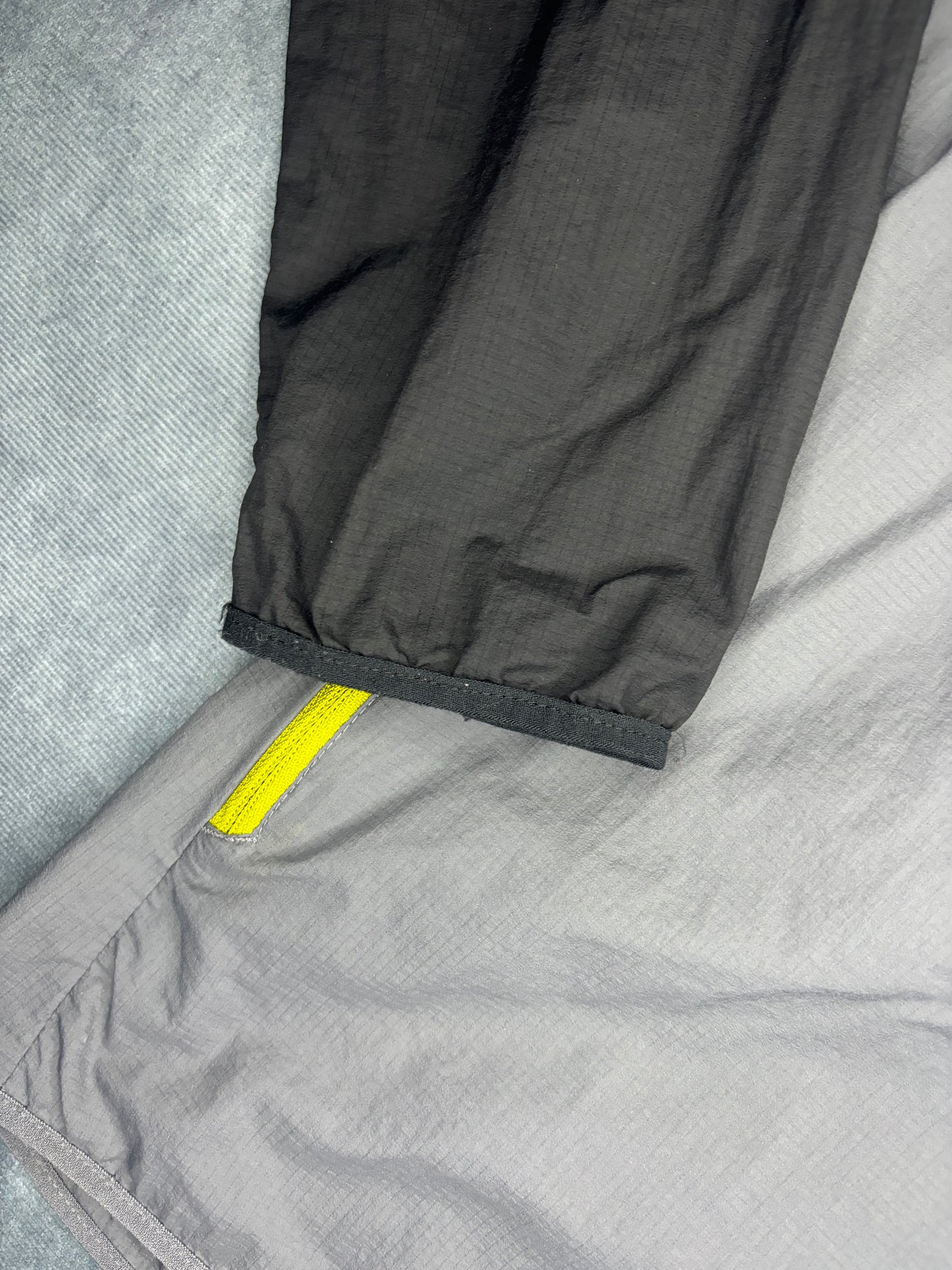 Nike Impossibly Light Windrunner (M)