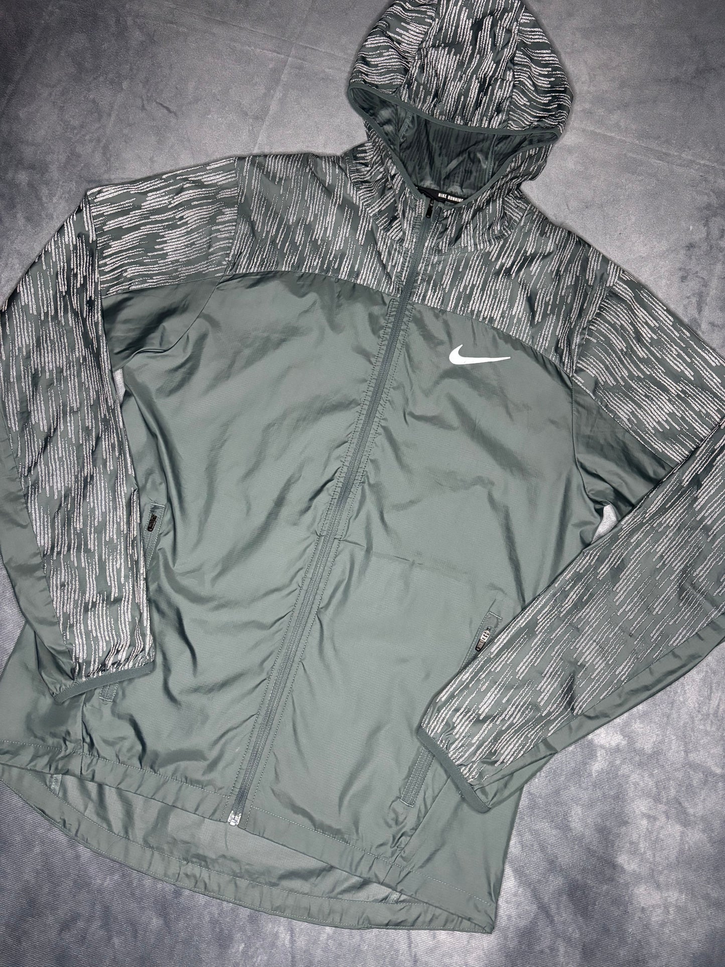 Nike Running Flash Lightweight Jacket (S)