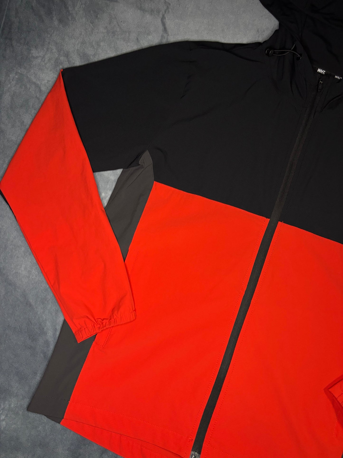 White Threads V8 Windbreaker (S)