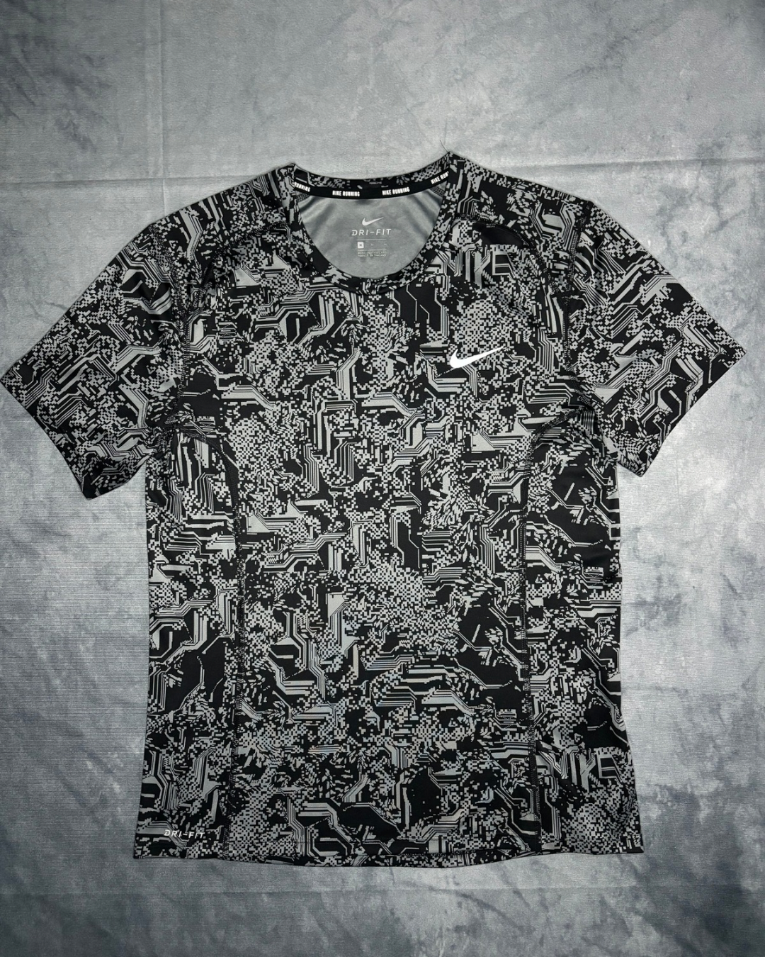 Nike Dri-Fit Digital Tshirt (M)