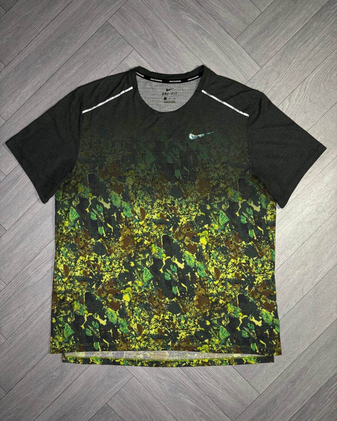 Nike Miler 1.0 Floral Tshirt (XL)