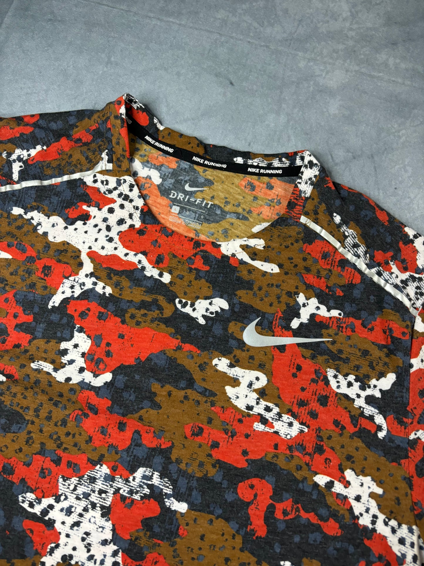 Nike Dri-Fit Miler 1.0 Camo Tshirt (L)